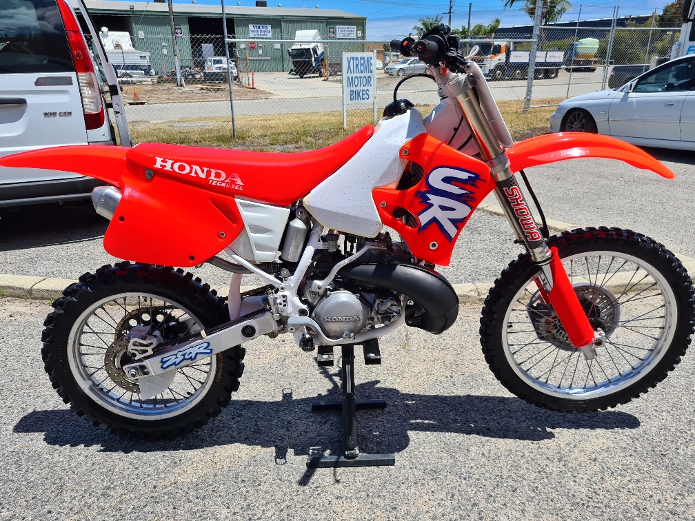 1993 HONDA CR250 MOTOCROSS