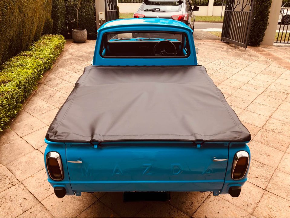 1976 MAZDA 1000 UTILITY