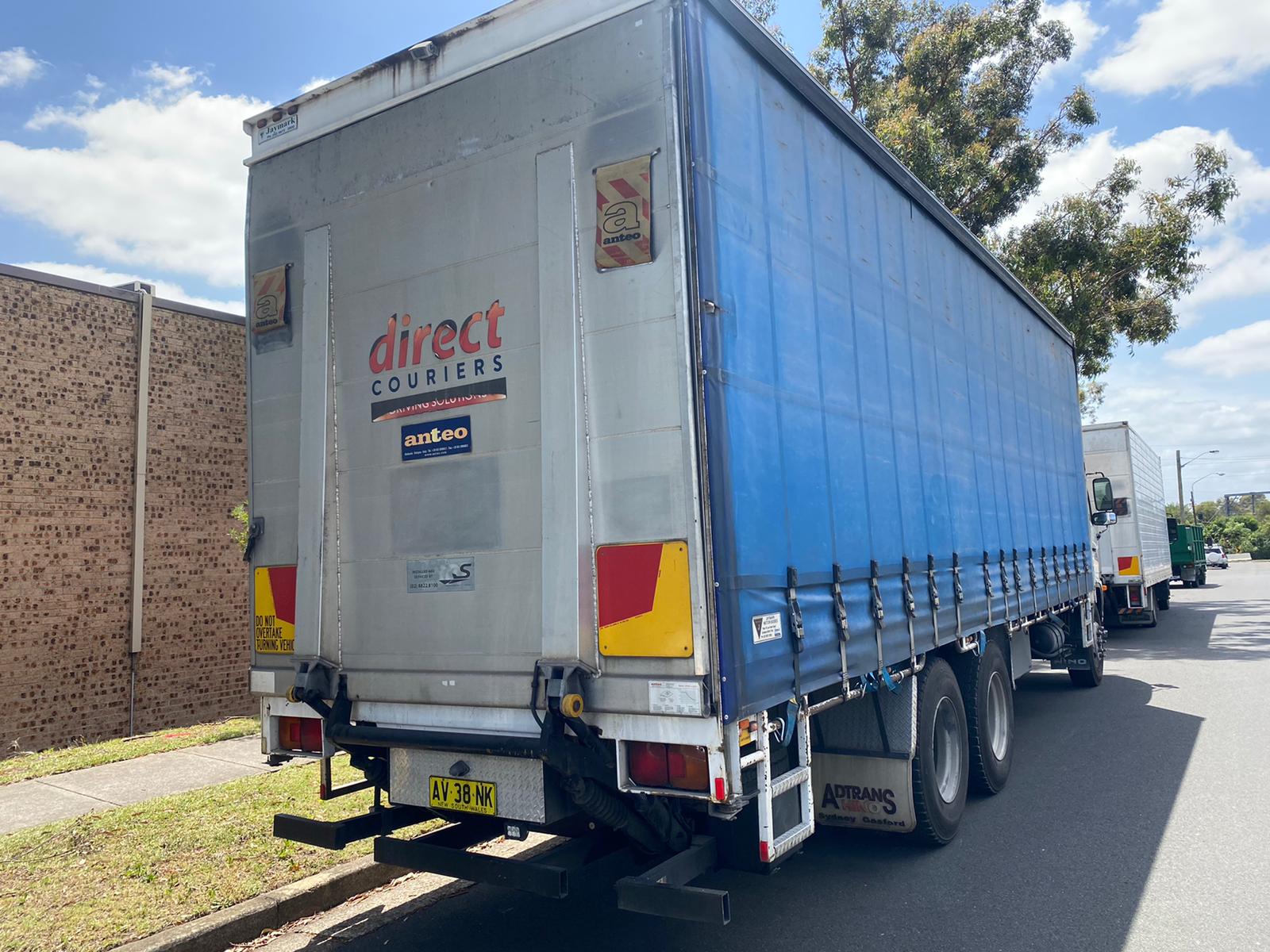 2008 HINO 300 XZU307R 414 5 SP MANUAL C/CHAS