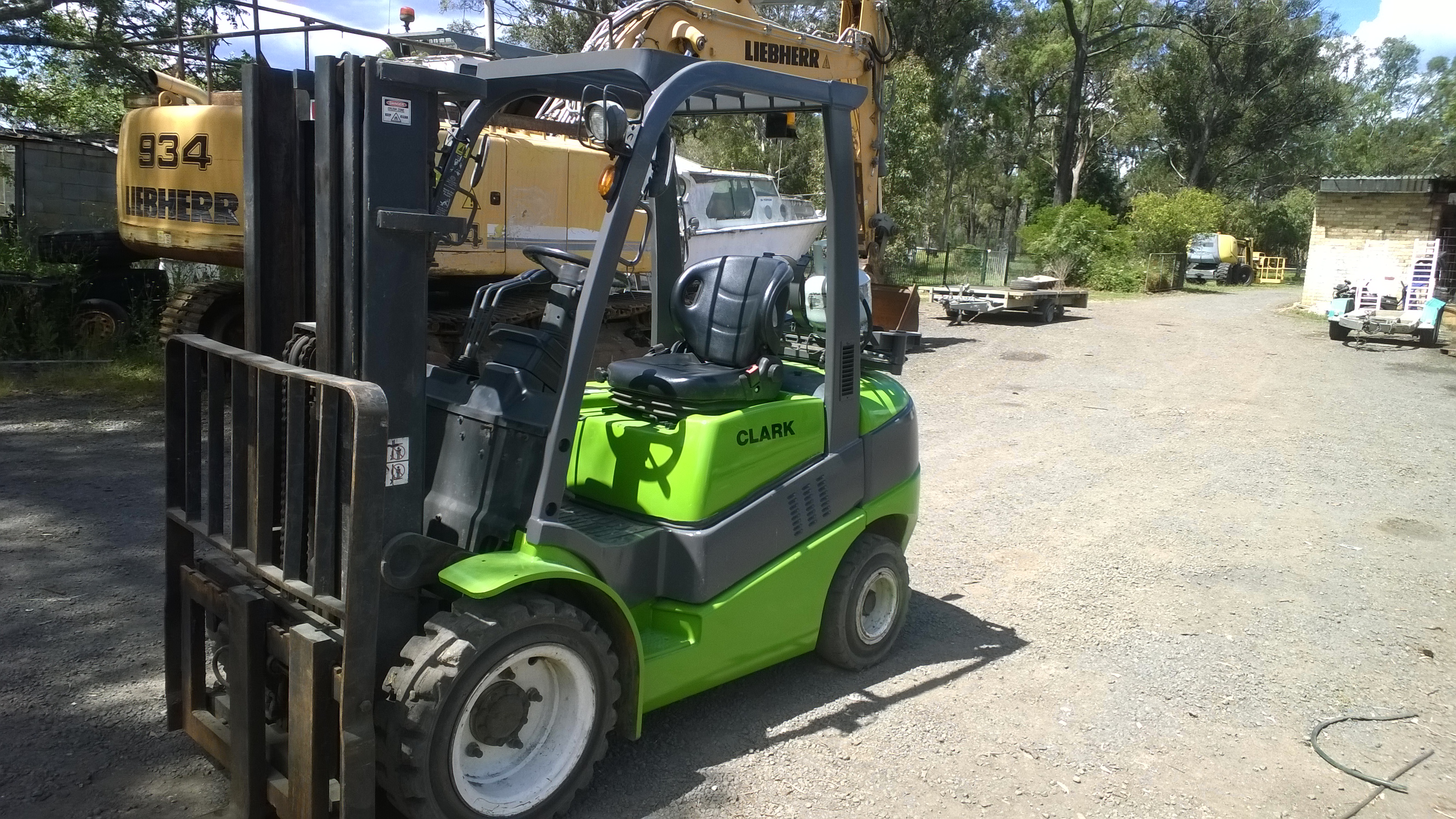 CLARK C30L FORKLIFT