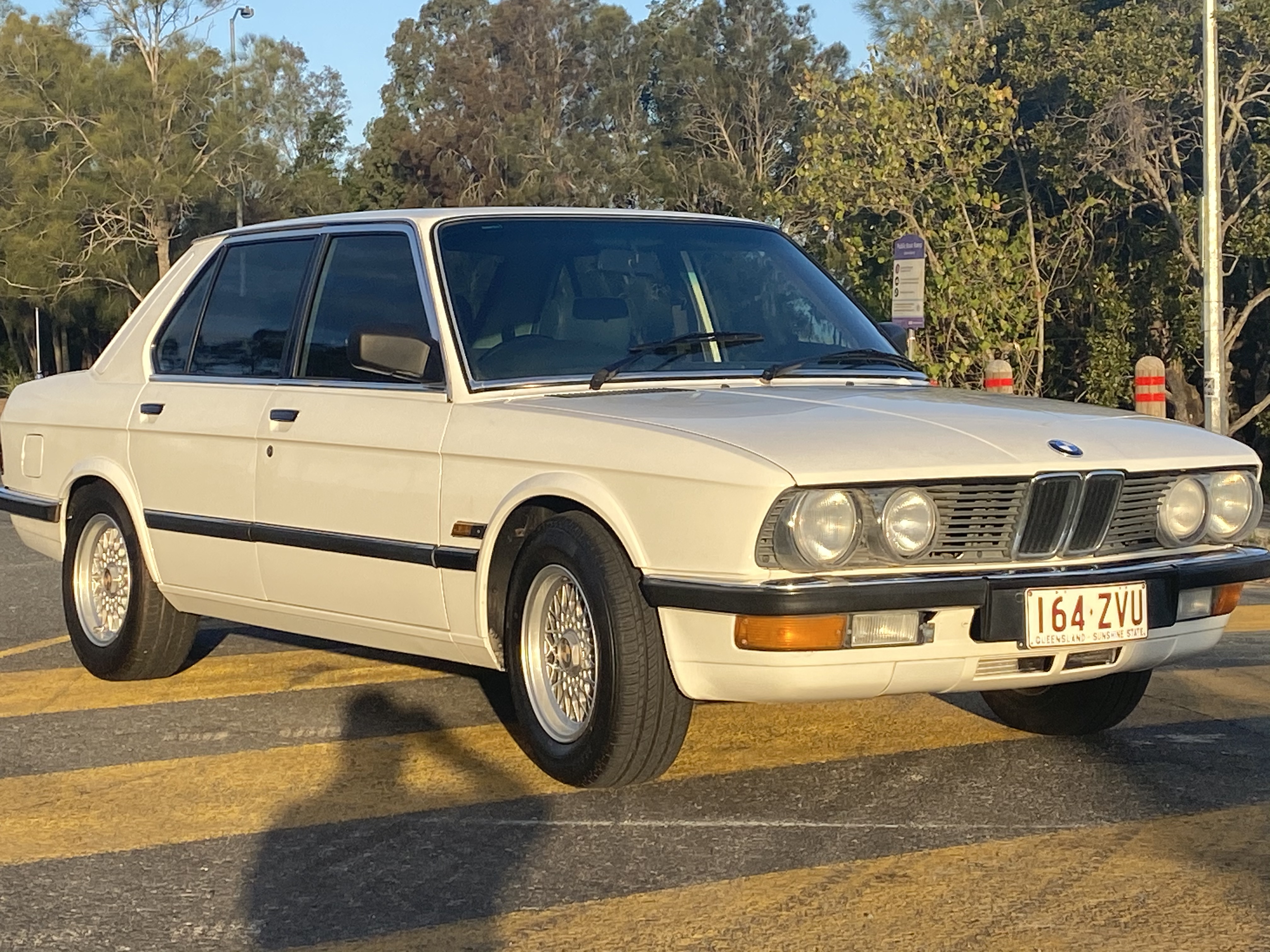 1986 BMW 5 35i EXECUTIVE SEDAN