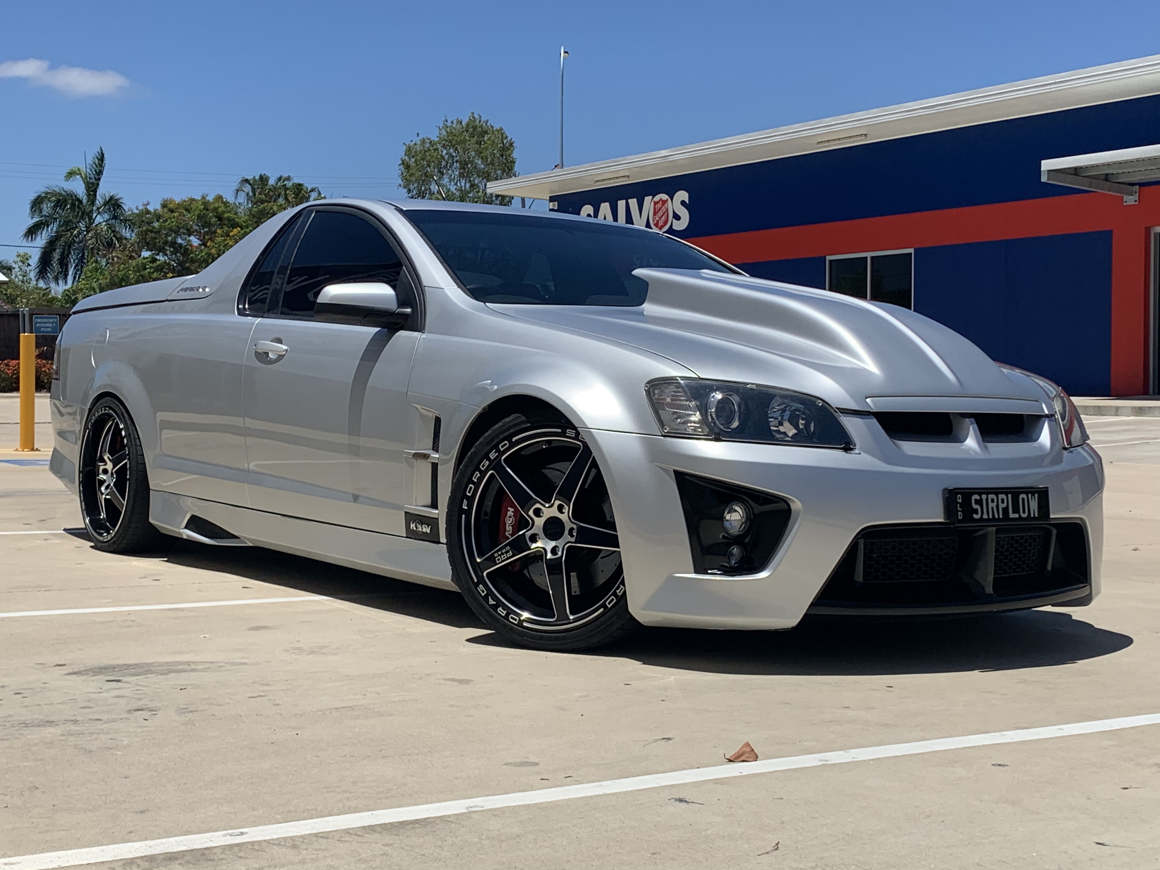 2008 HSV MALOO E SERIES R8 UTILITY