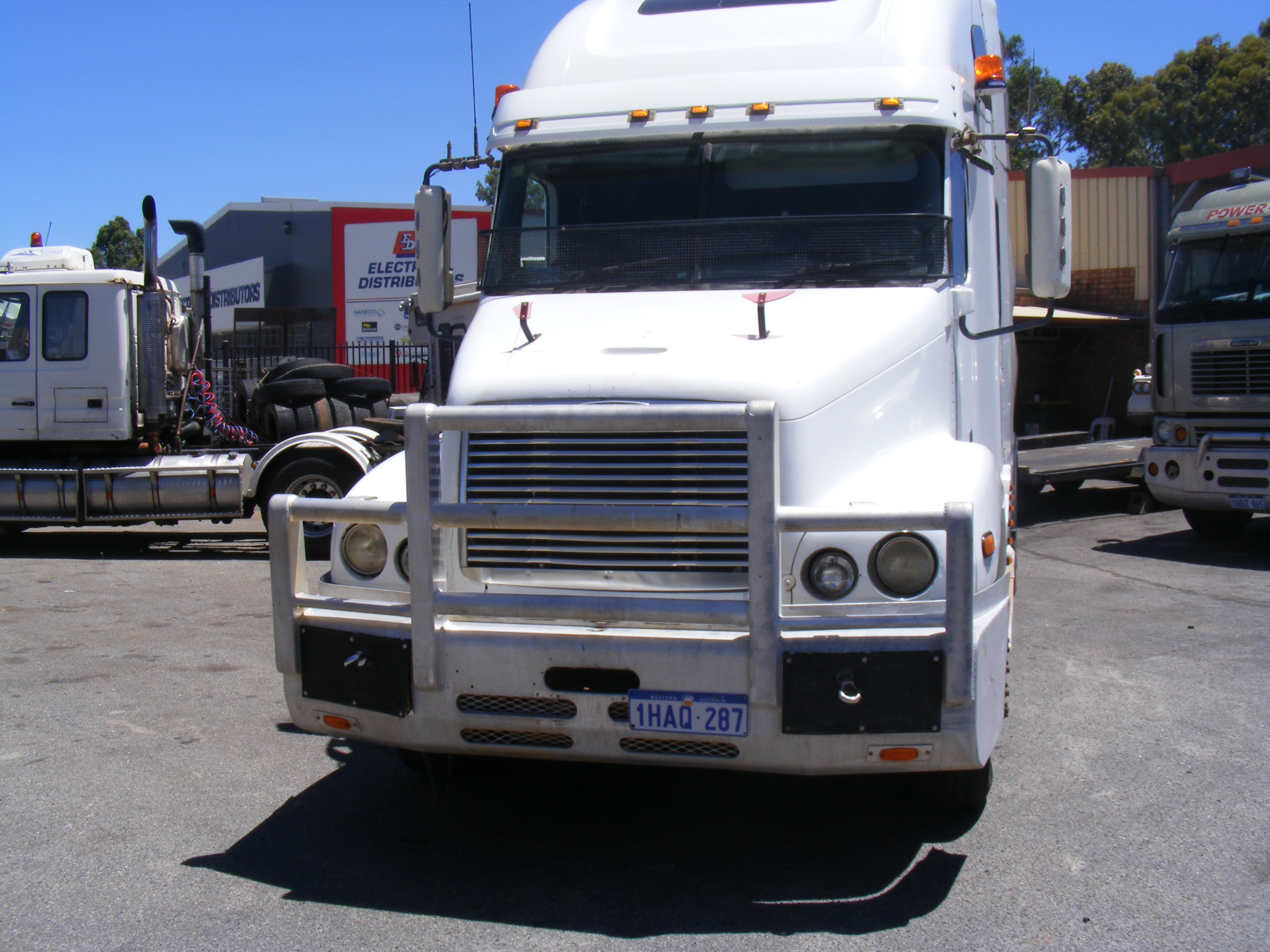 2001 FREIGHTLINER C 112 CENTURY CLASS (6x4) 18 SP MANUAL P/MOVER