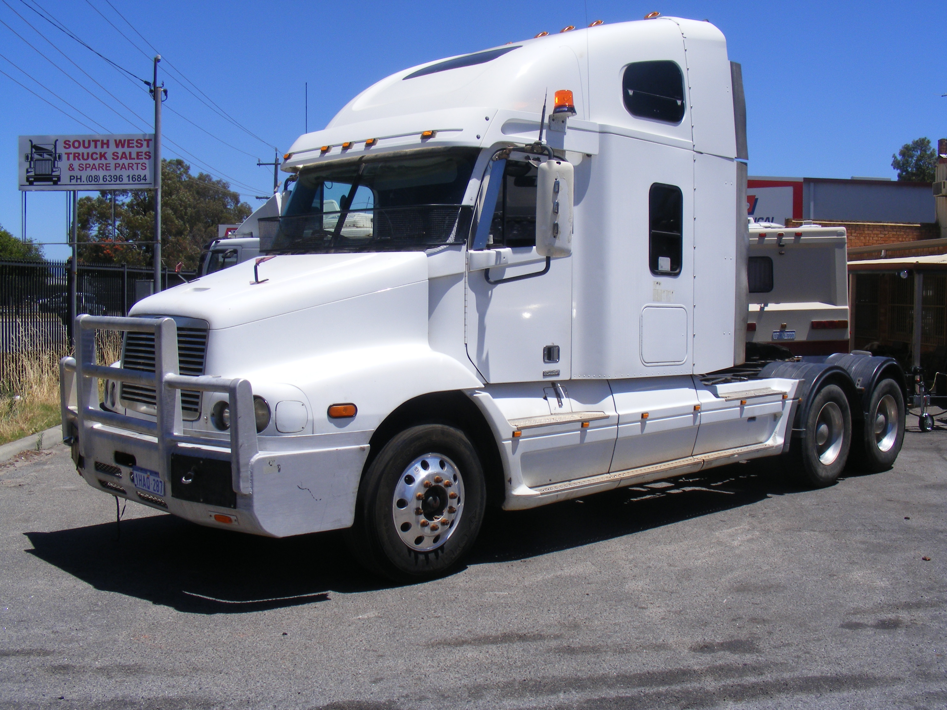 2001 FREIGHTLINER C 112 CENTURY CLASS (6x4) 18 SP MANUAL P/MOVER