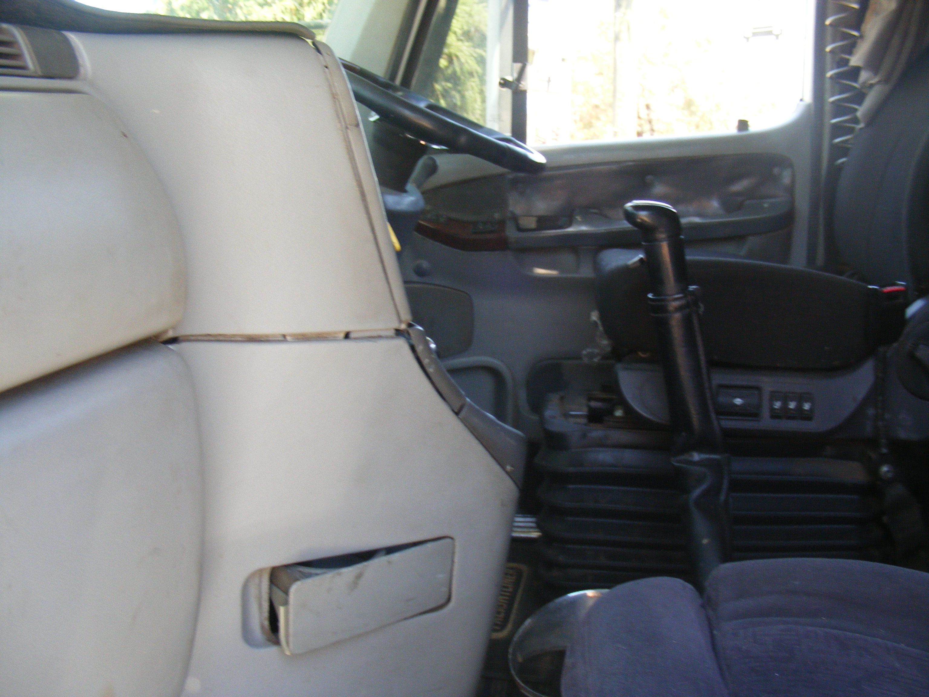 2001 FREIGHTLINER C 112 CENTURY CLASS (6x4) 18 SP MANUAL P/MOVER