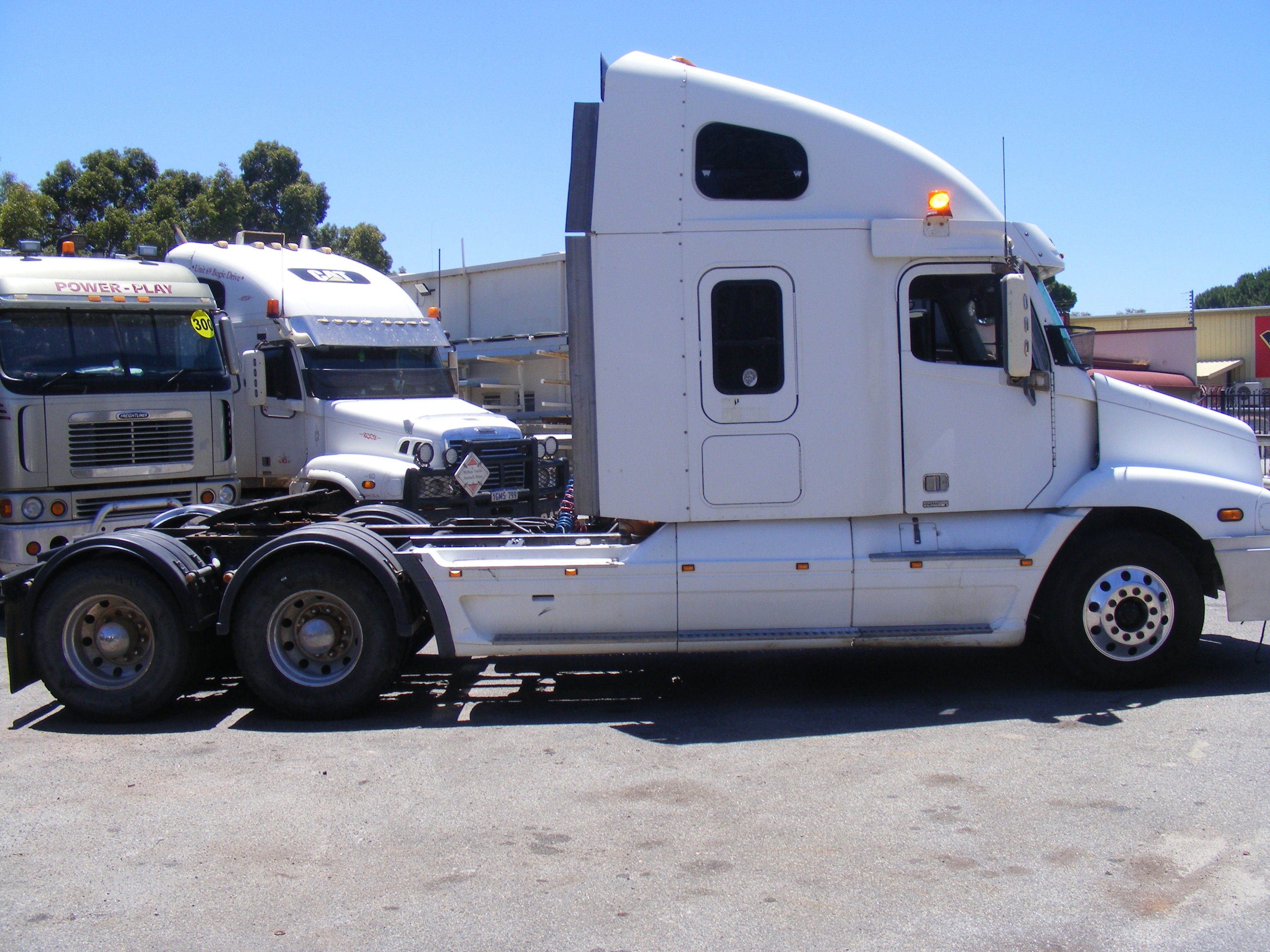 2001 FREIGHTLINER C 112 CENTURY CLASS (6x4) 18 SP MANUAL P/MOVER