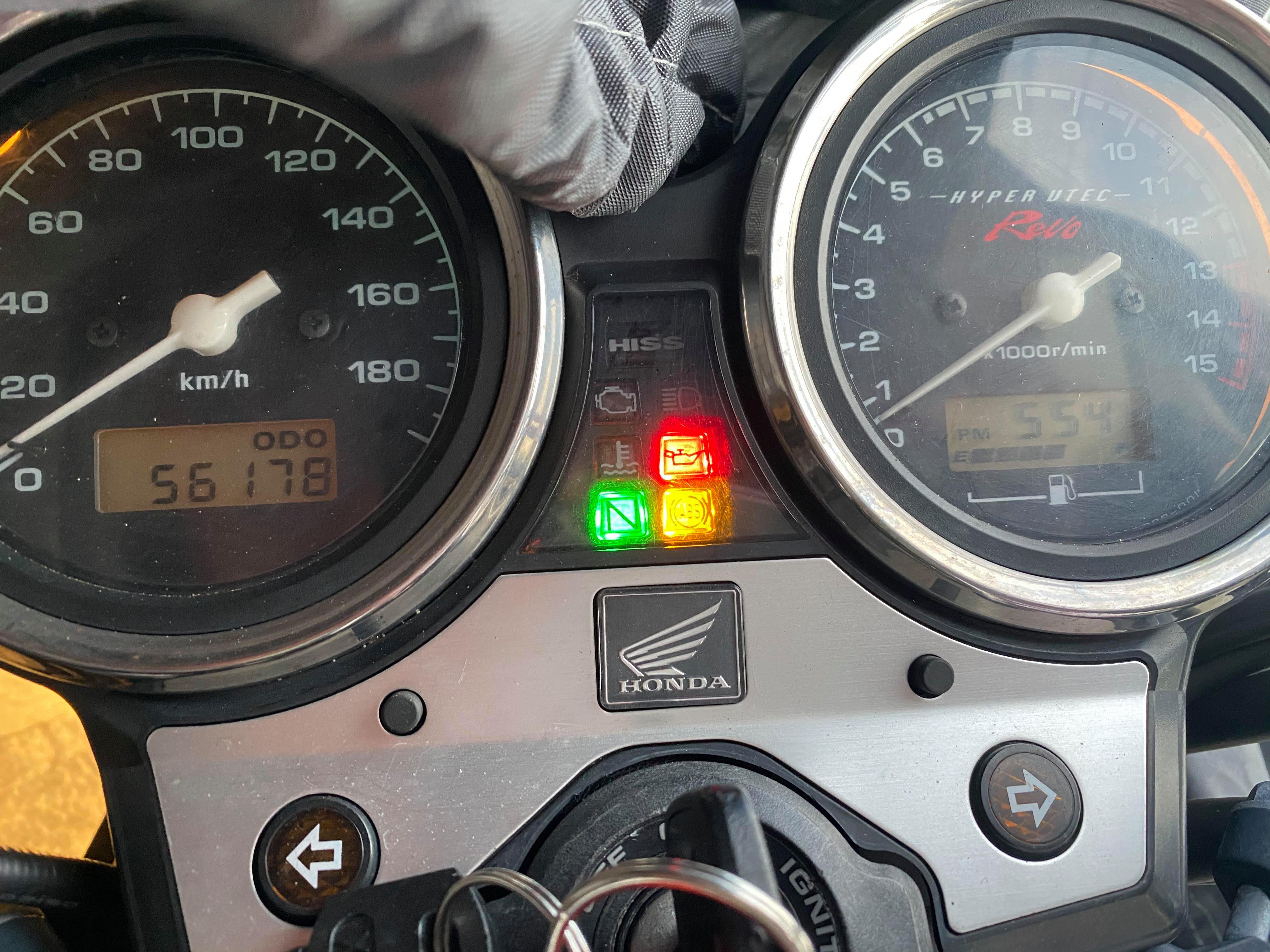 2011 HONDA CB400A ROAD