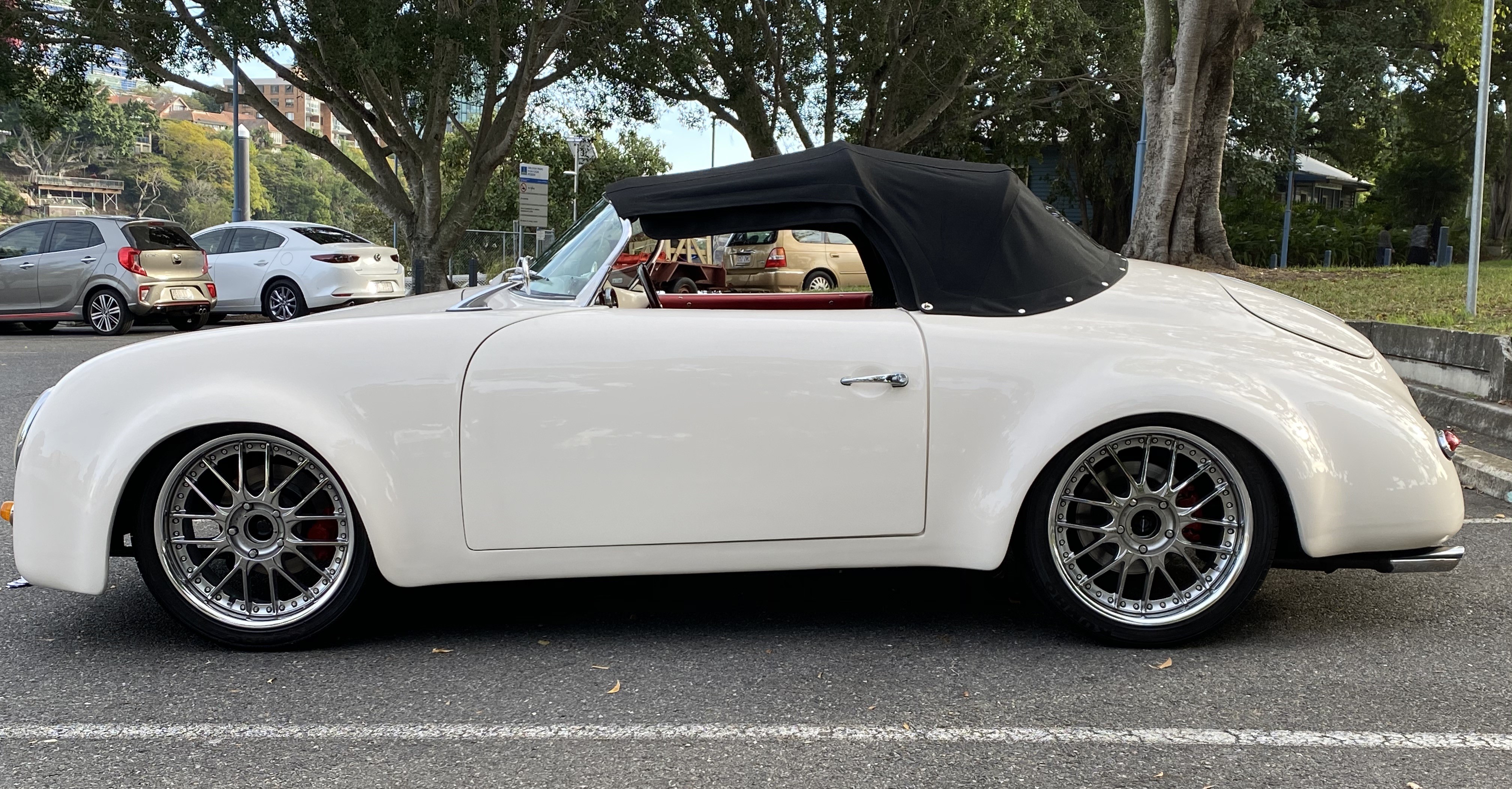 1961 PORSCHE 356 CABRIOLET