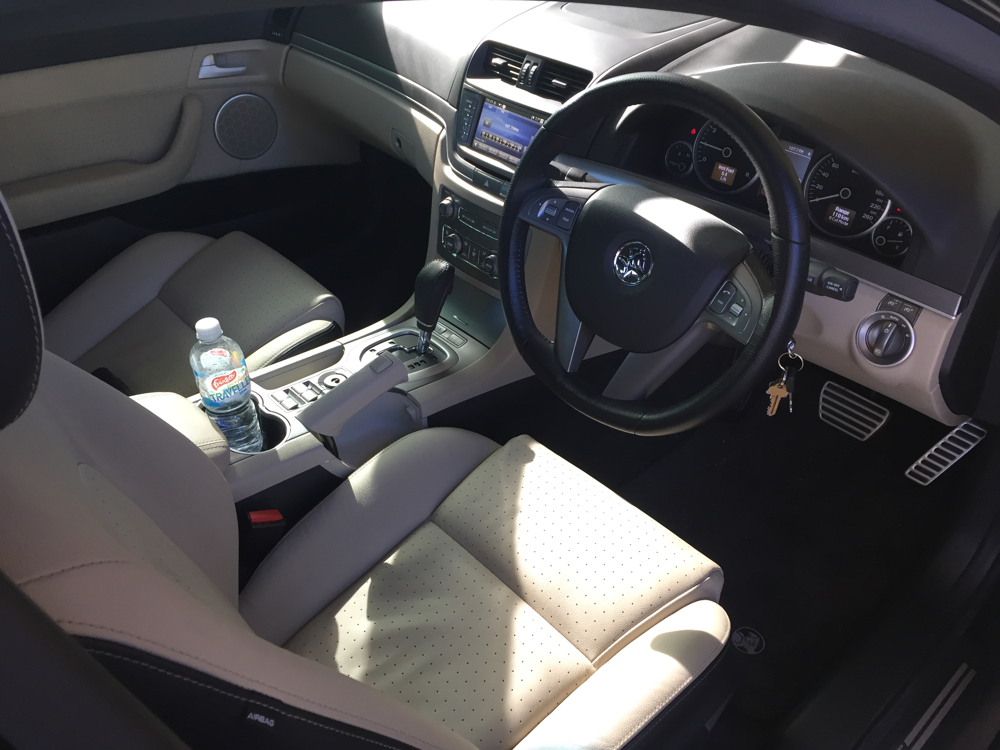 2011 HOLDEN CALAIS VE II V REDLINE EDITION SEDAN