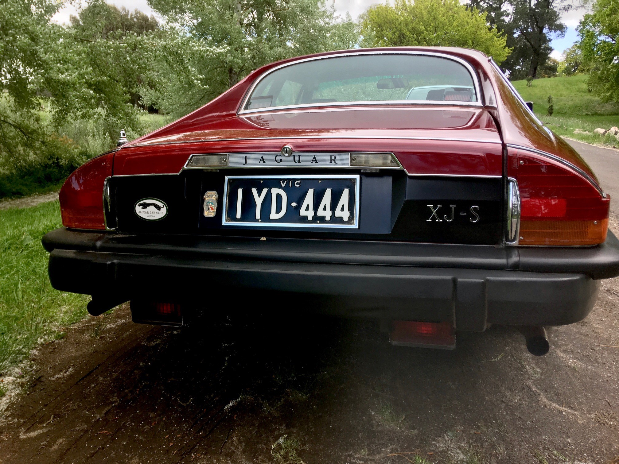 1977 JAGUAR XJS SEDAN