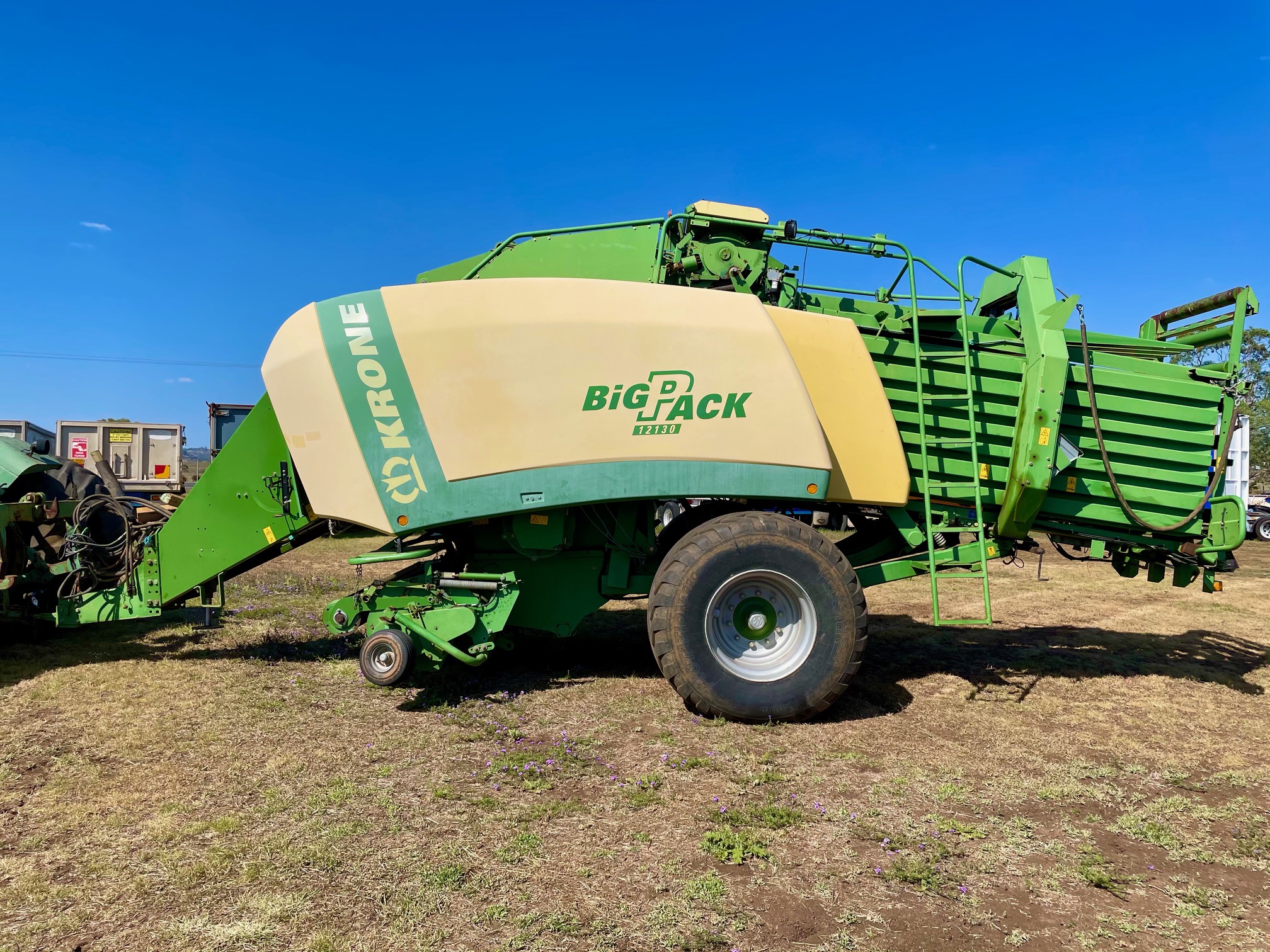 KRONE BIG PACK 12130 BALER