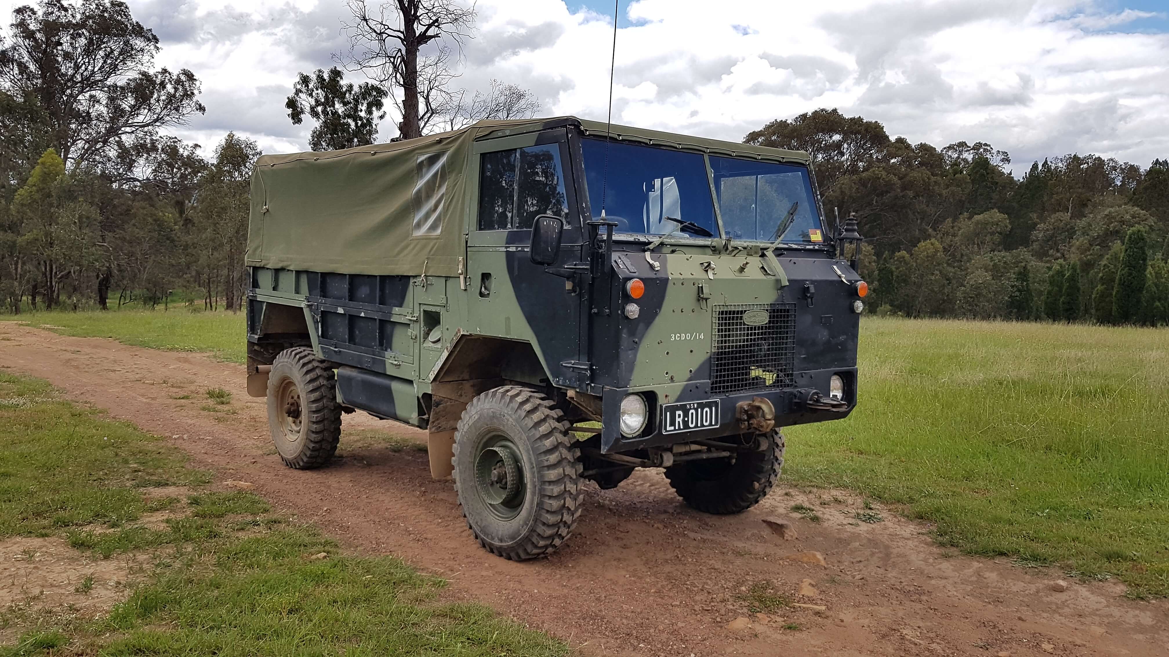 1975 LAND ROVER 101 FORWARD CONTROL SOFT TOP