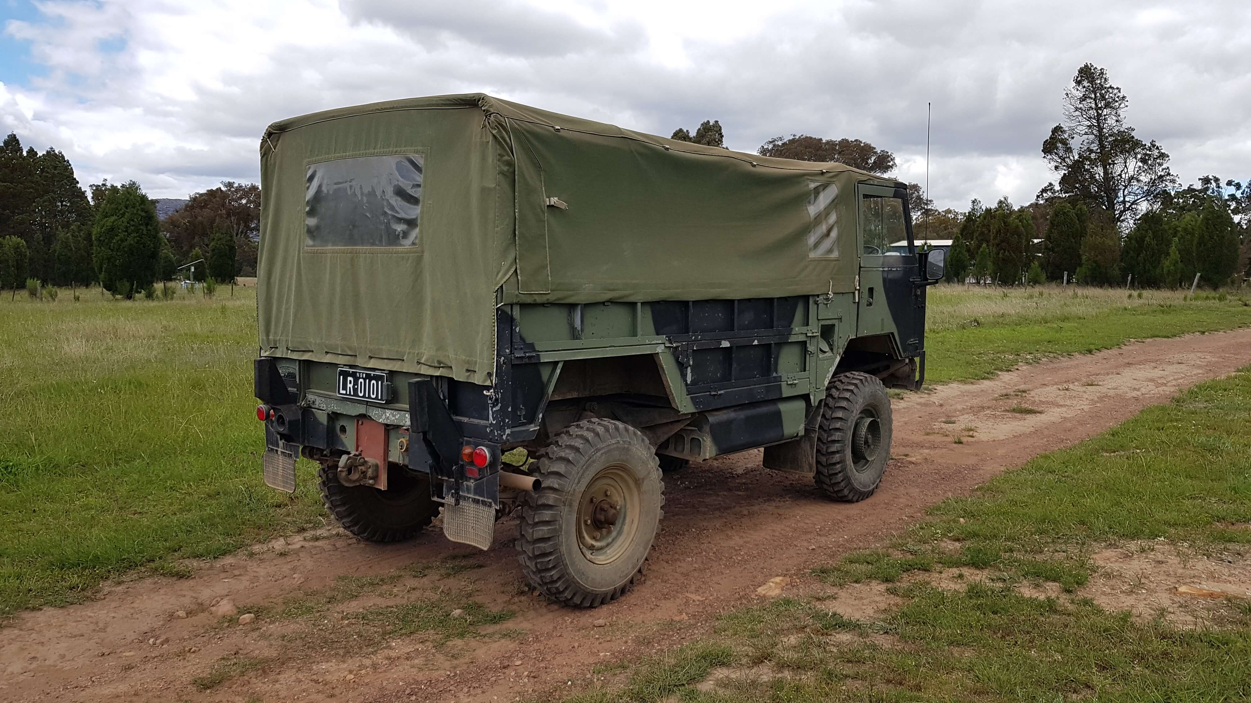 1975 LAND ROVER 101 FORWARD CONTROL SOFT TOP