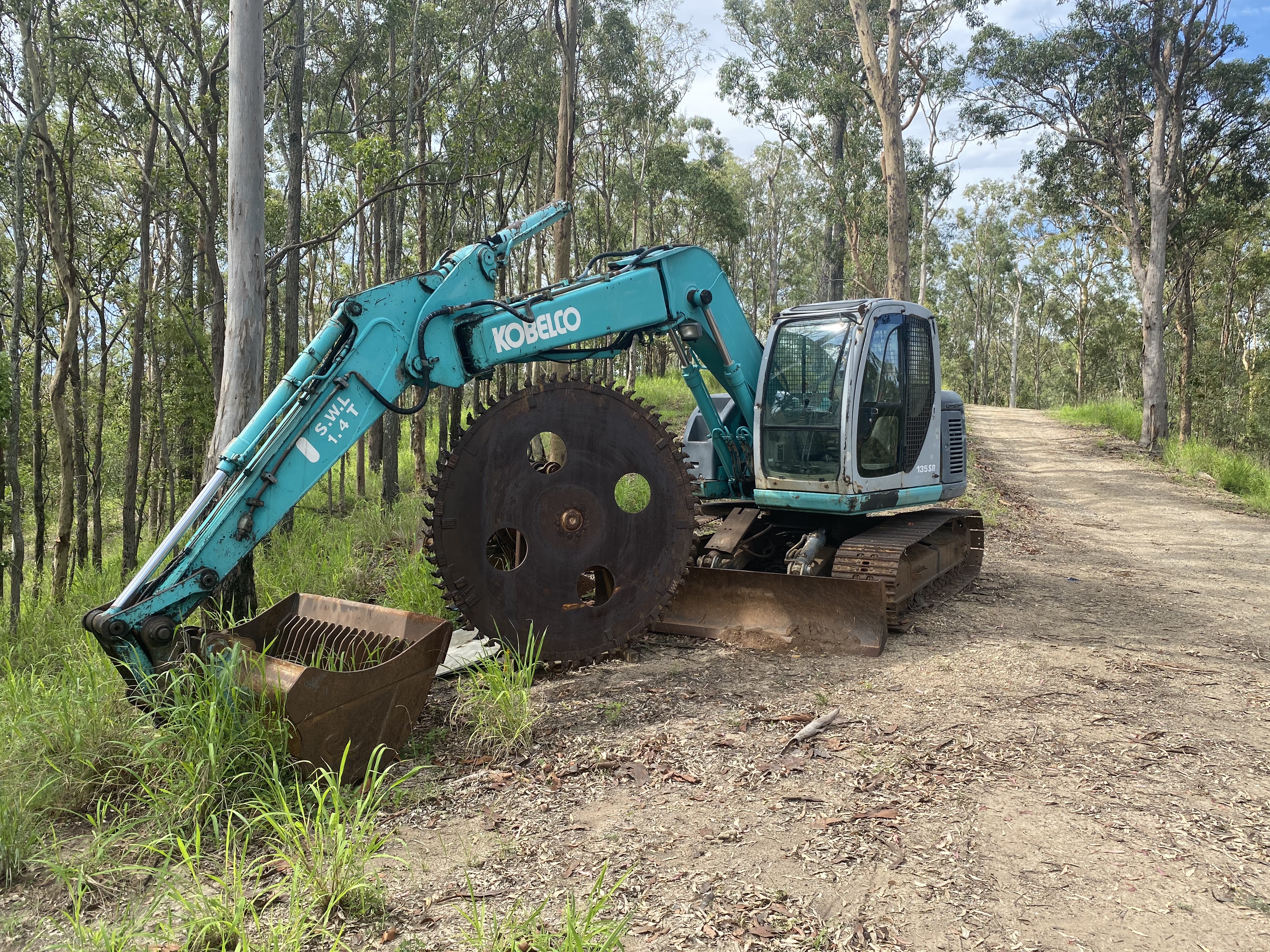 2004 KOBELCO 13.5 RS EXCAVATOR