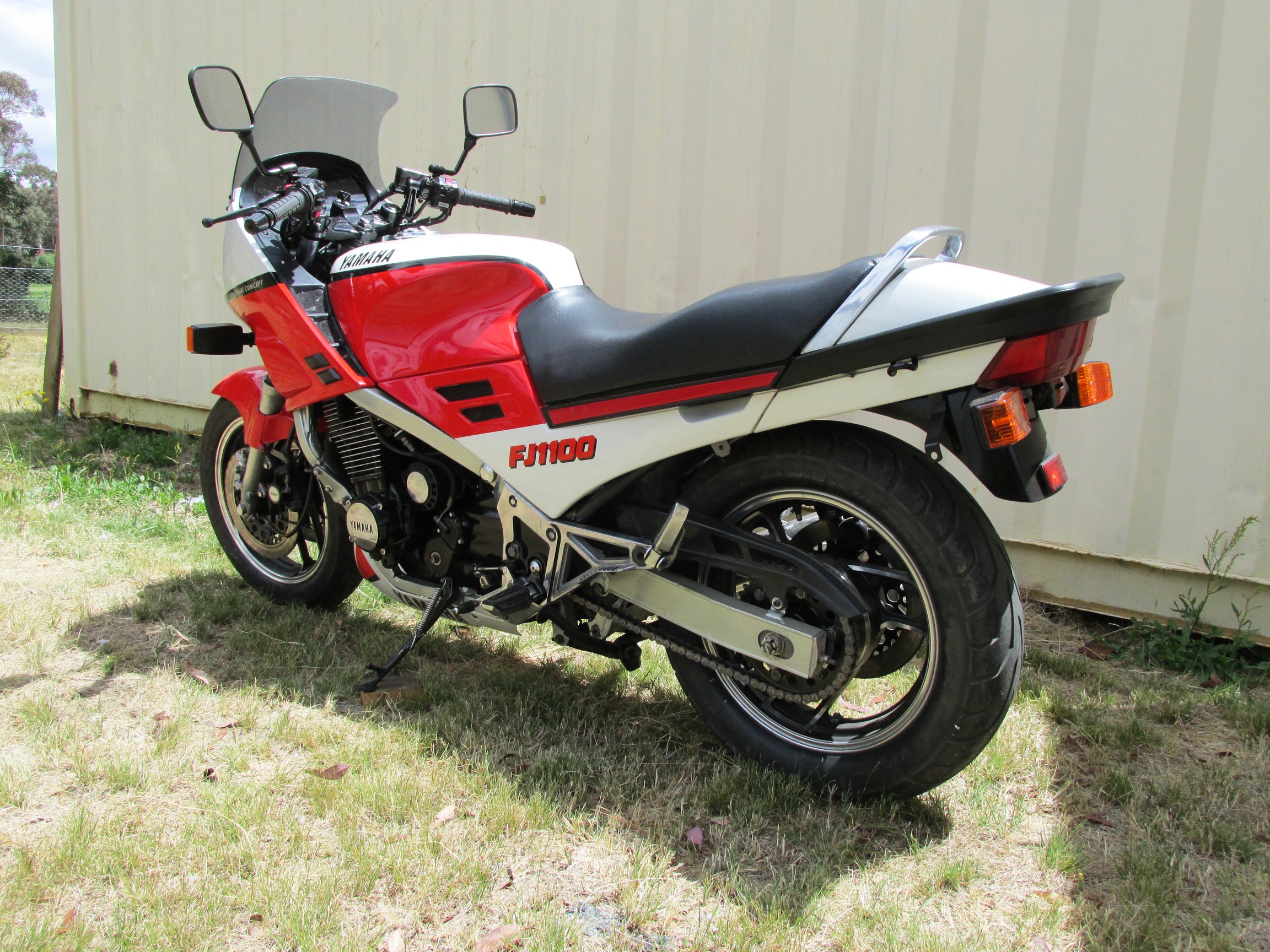 1985 YAMAHA FJ1100 ROAD