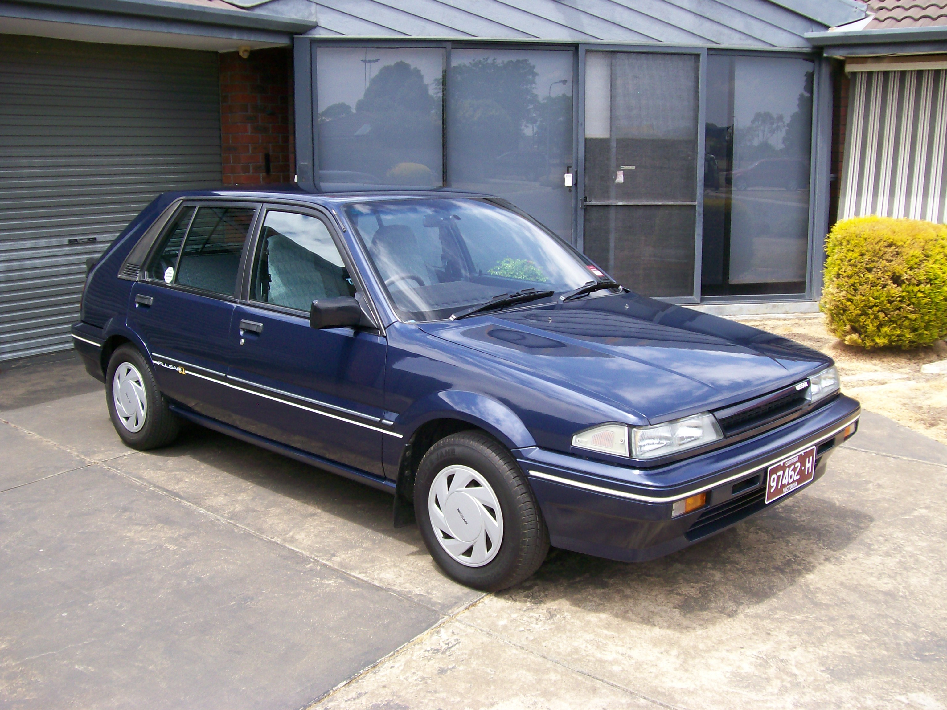 1988 NISSAN PULSAR Q 5D HATCHBACK
