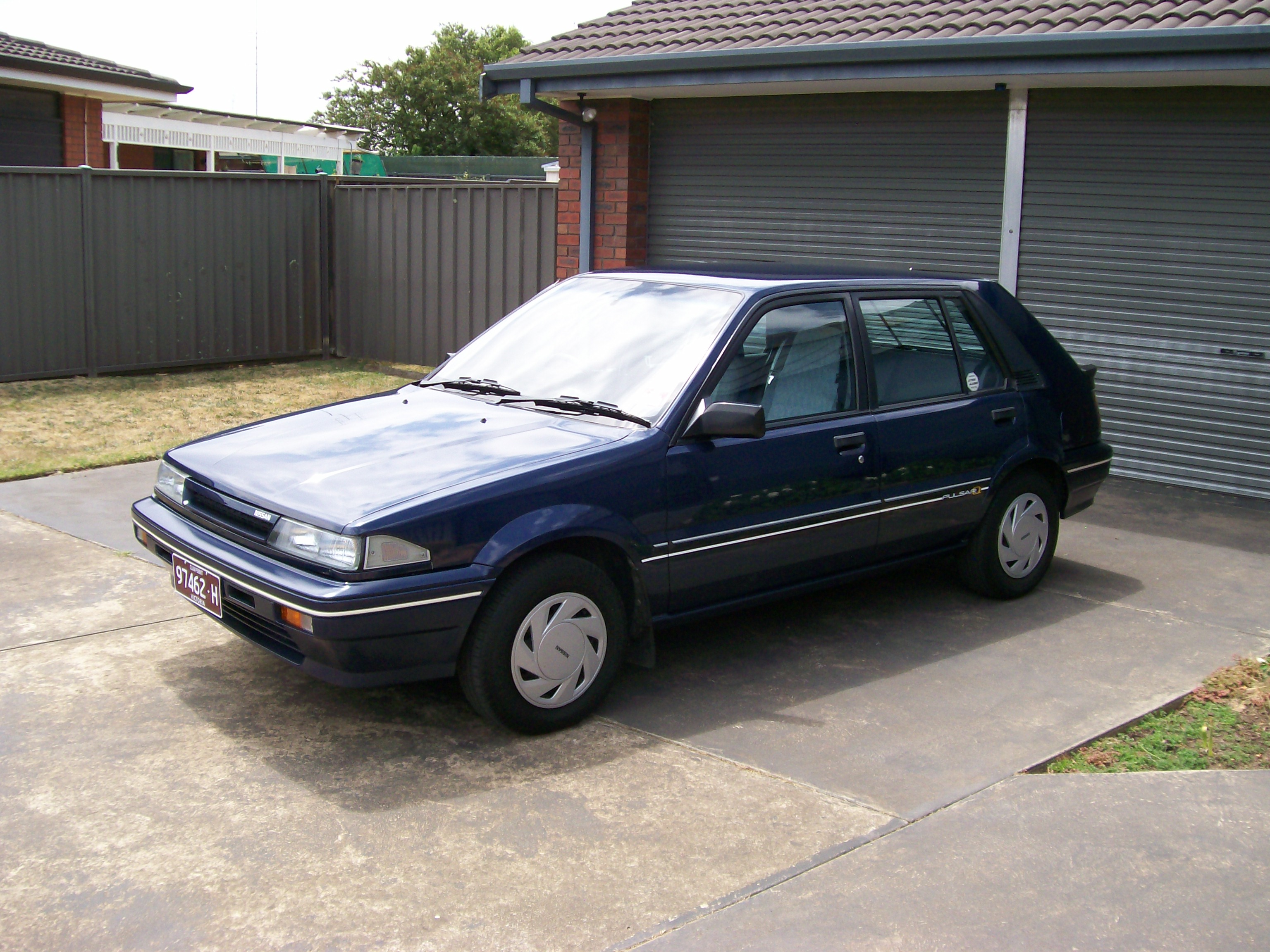 1988 NISSAN PULSAR Q 5D HATCHBACK