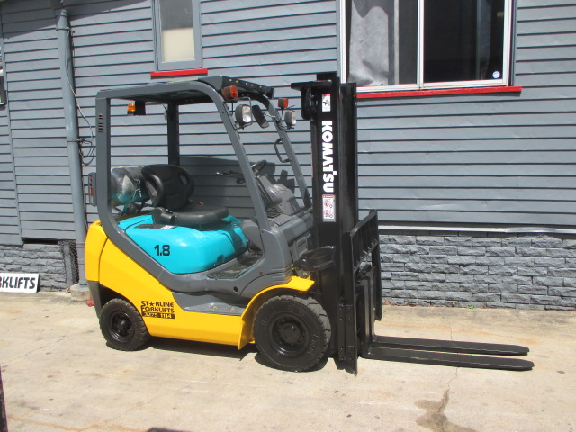 2011 Komatsu FG18HT-20 1.8 Ton Forklift