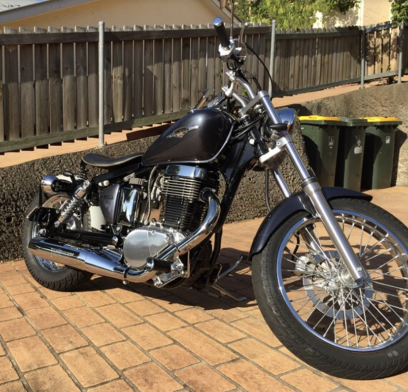 2016 SUZUKI BOULEVARD S40 LS650 BOBBER CRUISER