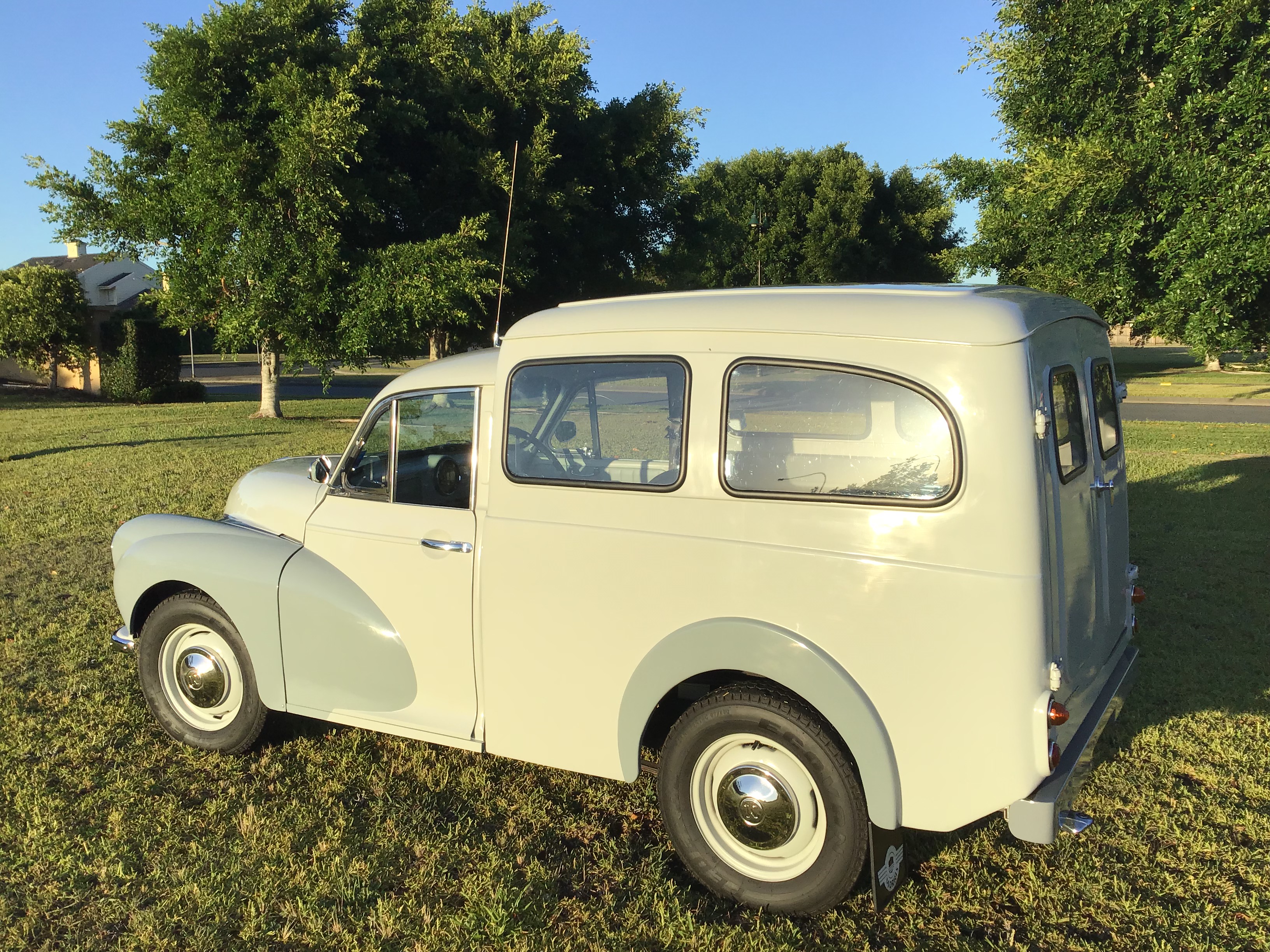 1958 MORRIS MINOR 1000 VAN