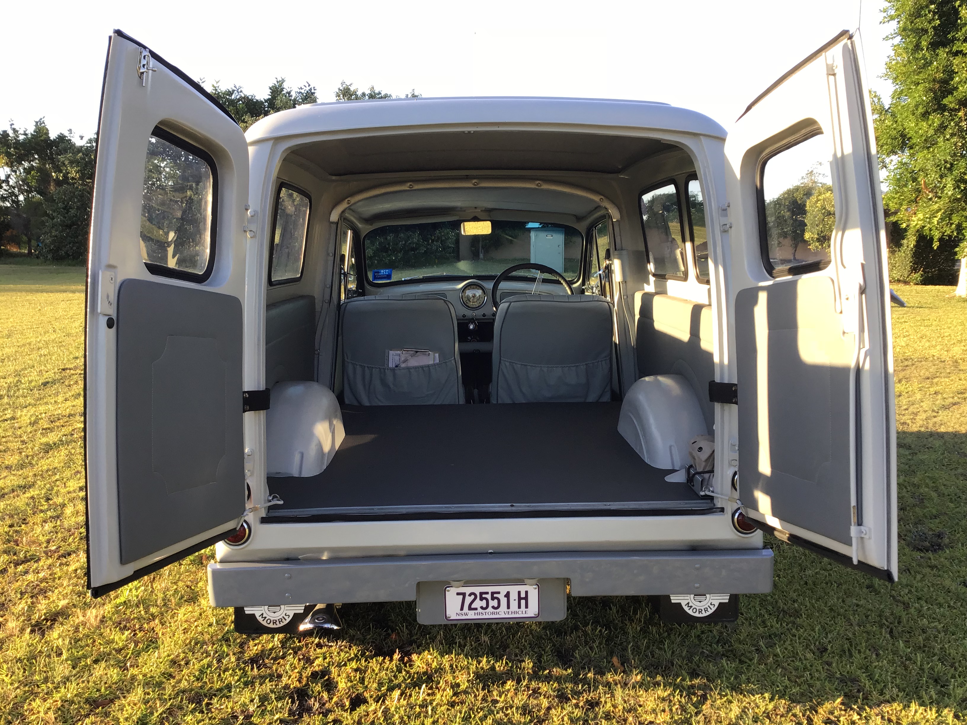 1958 MORRIS MINOR 1000 VAN
