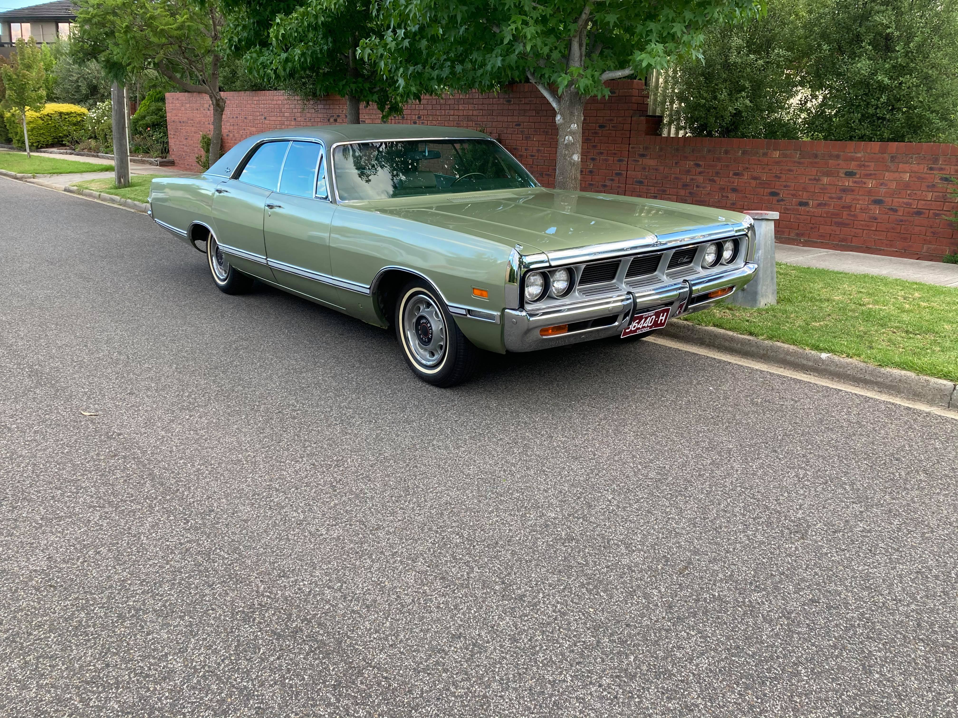 1969 DODGE MONACO BROUGHAM HARDTOP SEDAN