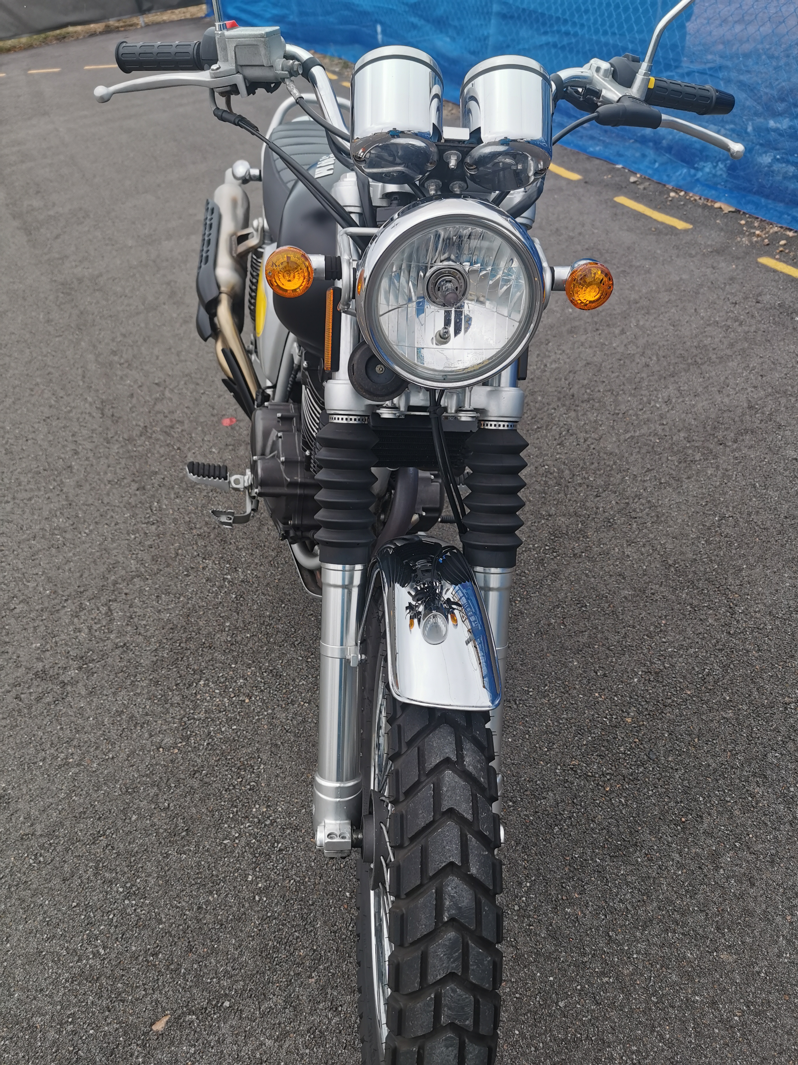 2018 SWM SILVER VASE ROAD