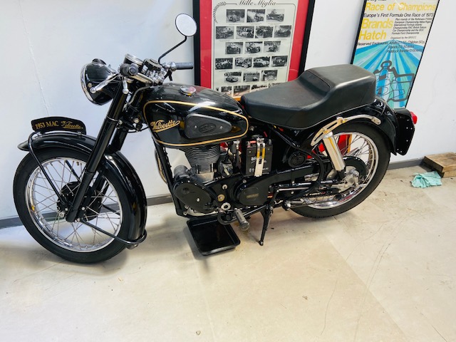 1954 VELOCETTE MAC 350 ROAD