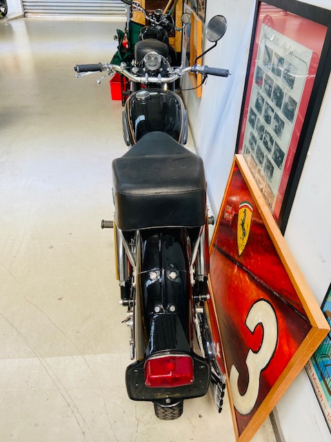 1954 VELOCETTE MAC 350 ROAD