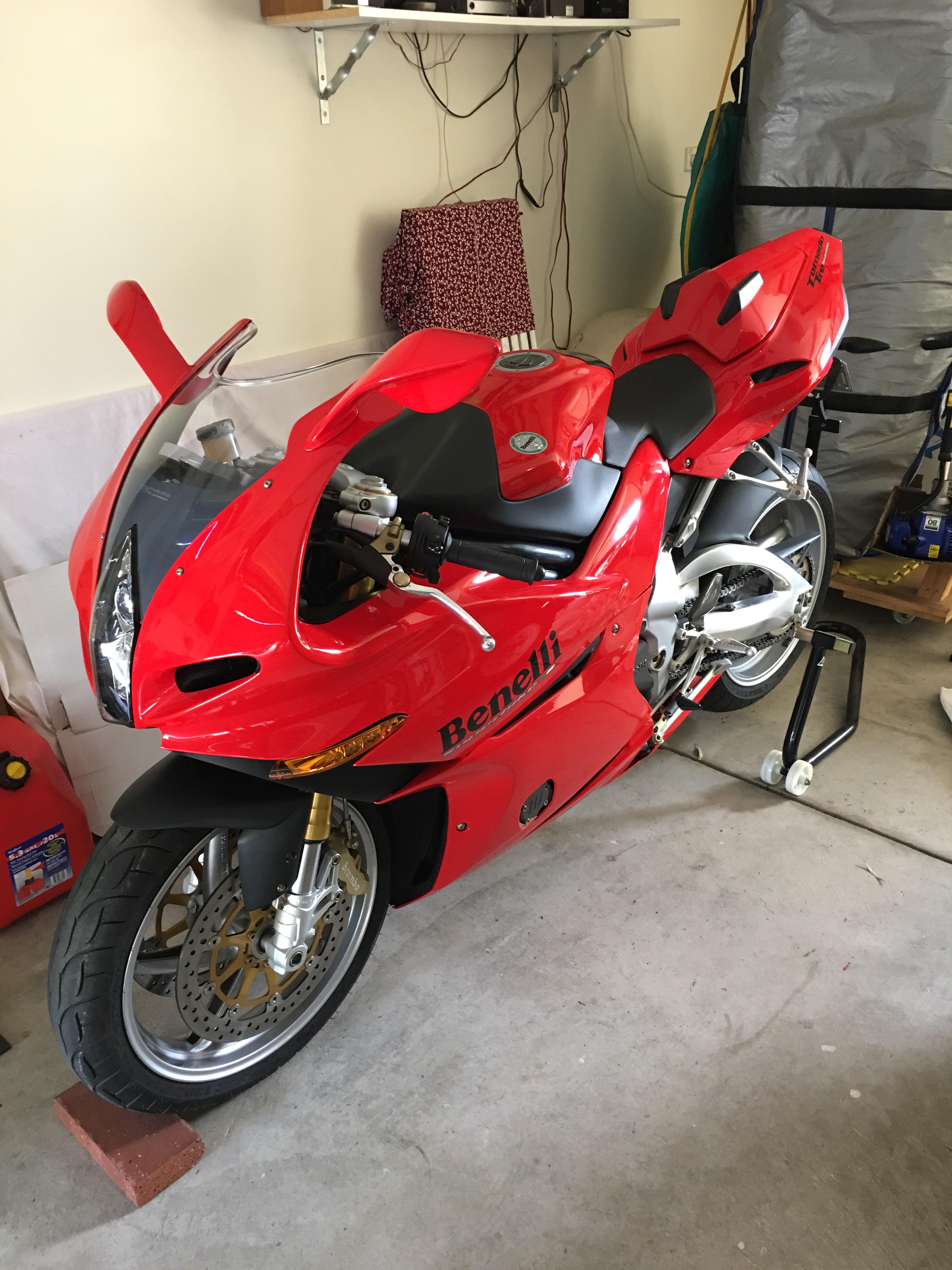 2004 BENELLI TORNADO TRE NOVECENTO 900 SPORTS