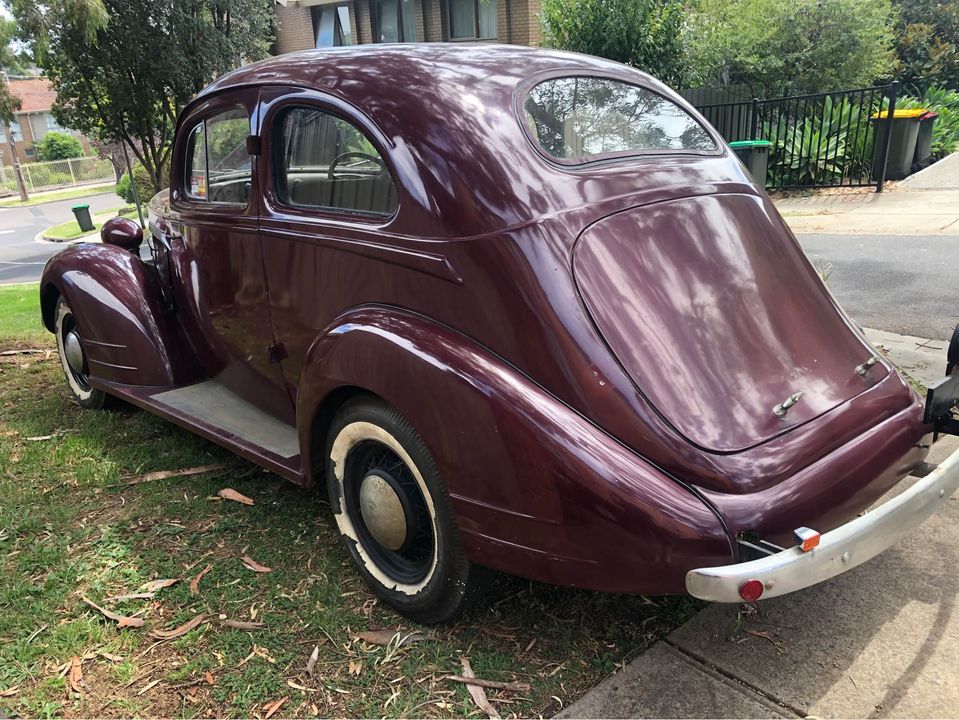 1935 PONTIAC COUPE 