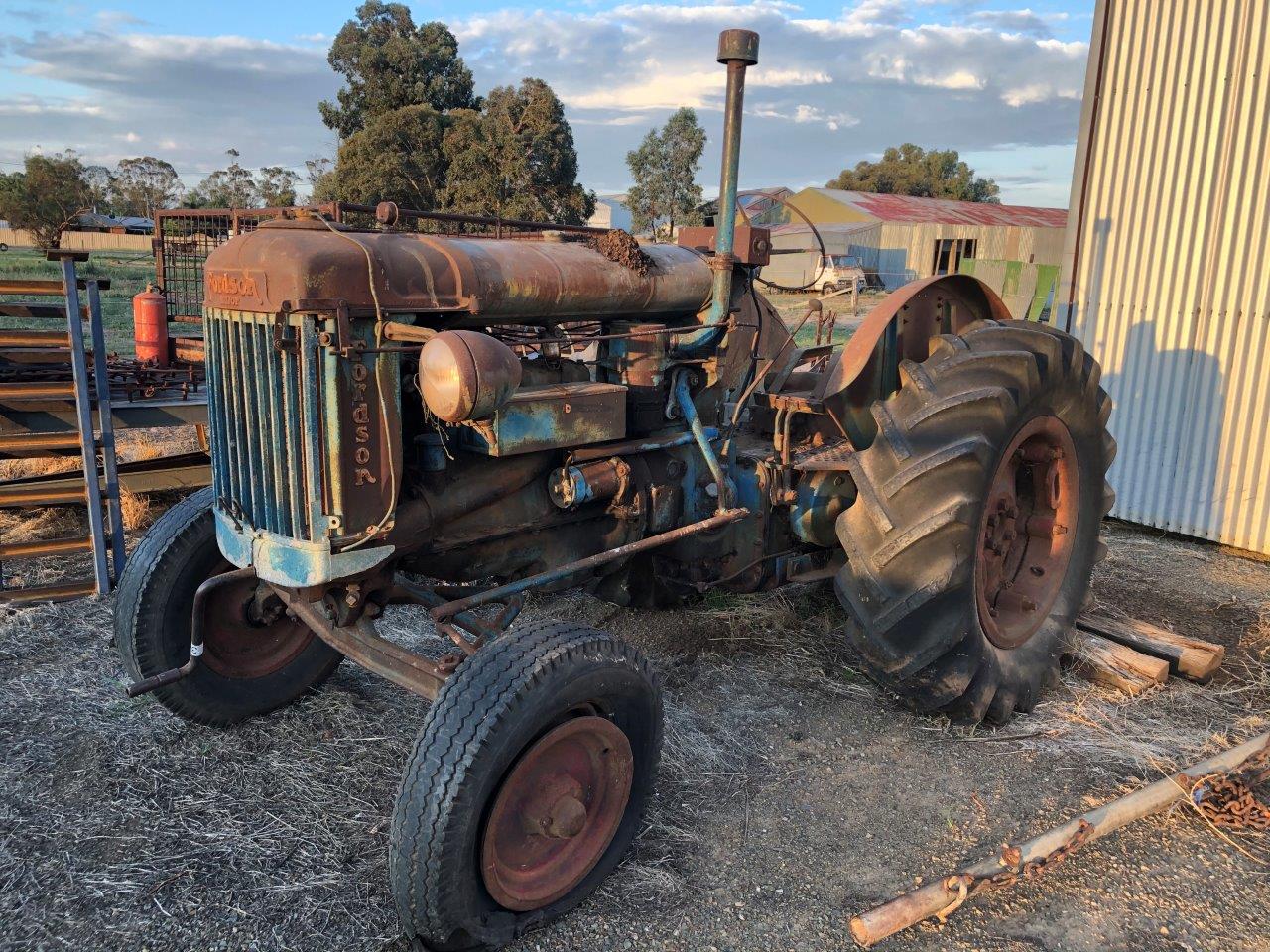 1950 FORDSON E27N TRACTOR
