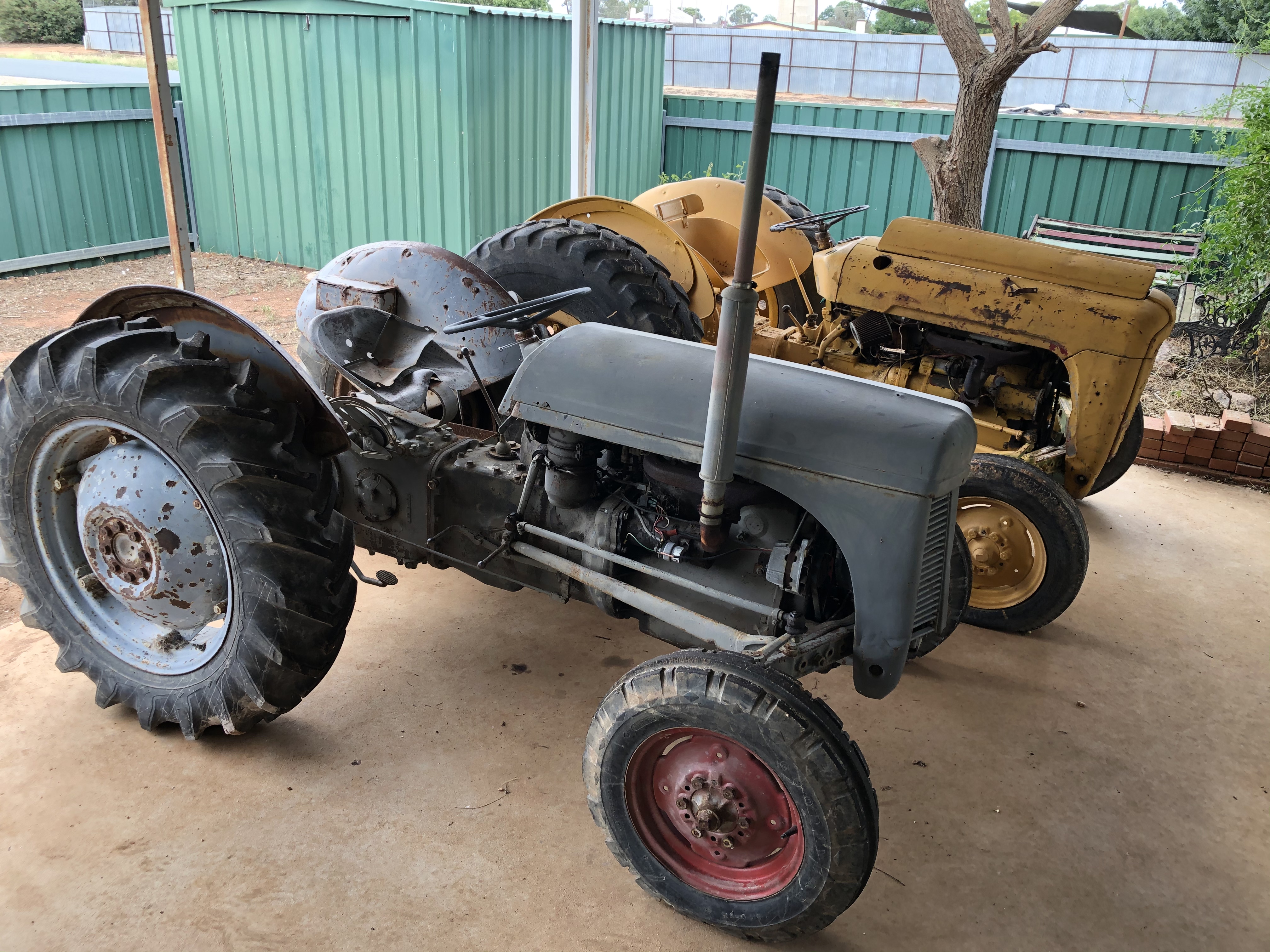 1955 MASSEY FERGUSON TEF20 TRACTORS