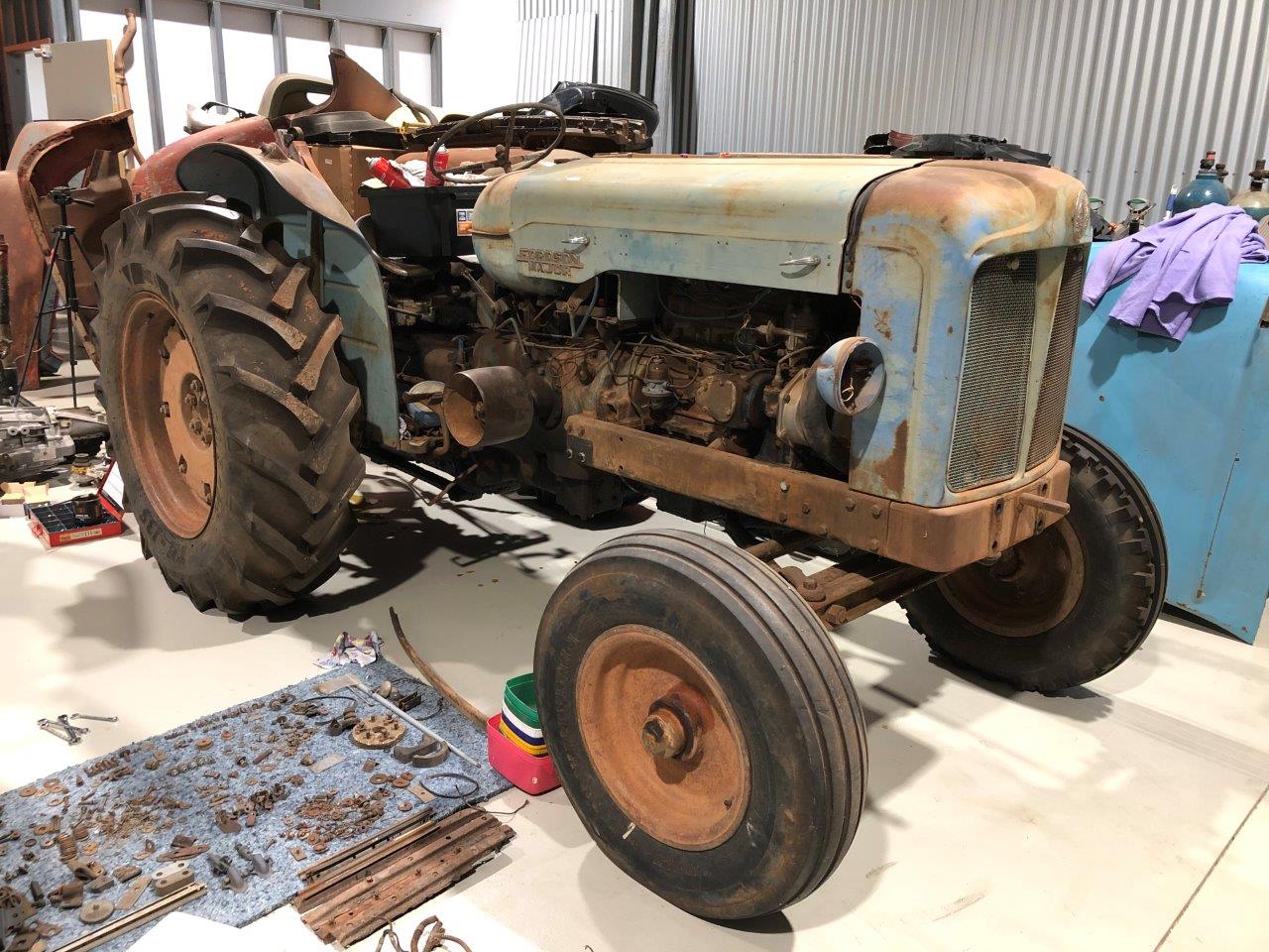 1953 FORDSON TRACTOR