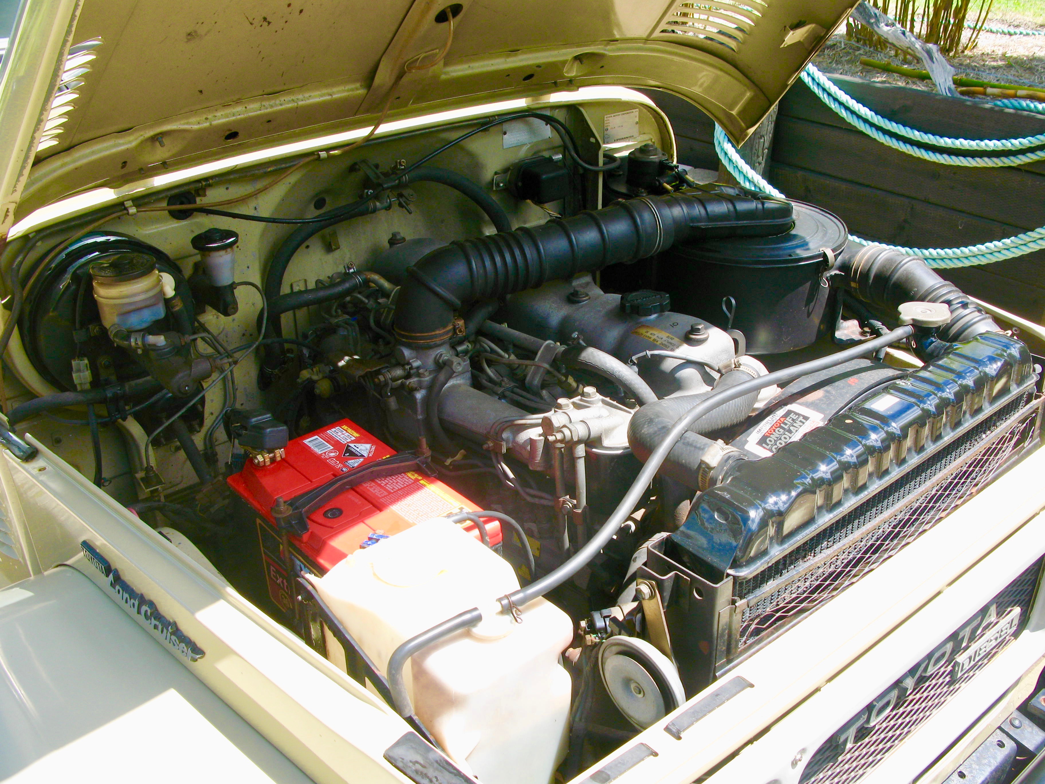 1984 TOYOTA LANDCRUISER HJ45 TRAY BODY