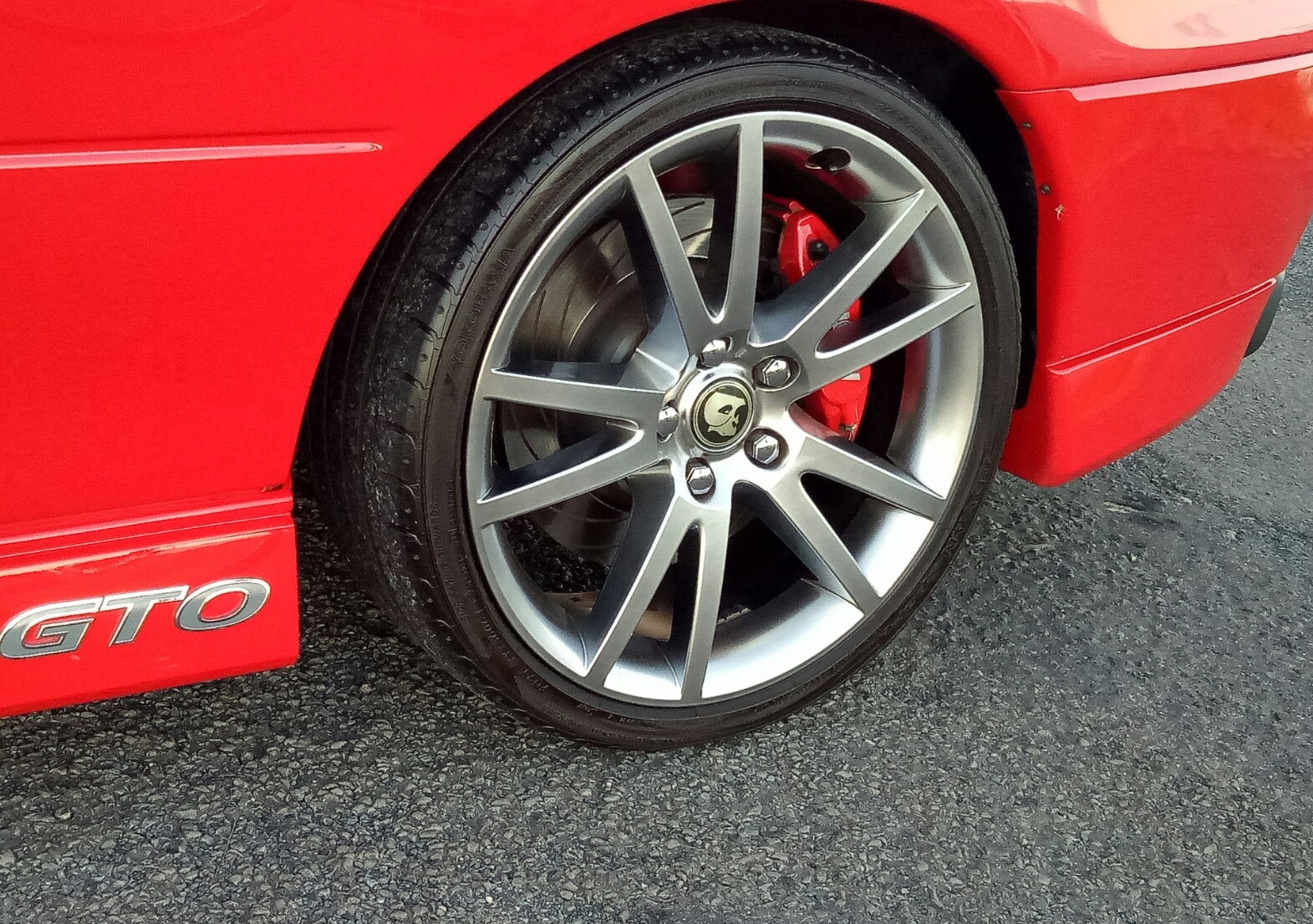 2005 HSV GTO COUPE