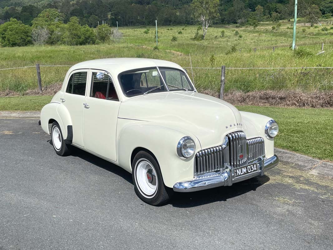 1948 HOLDEN 48-215 FX SEDAN