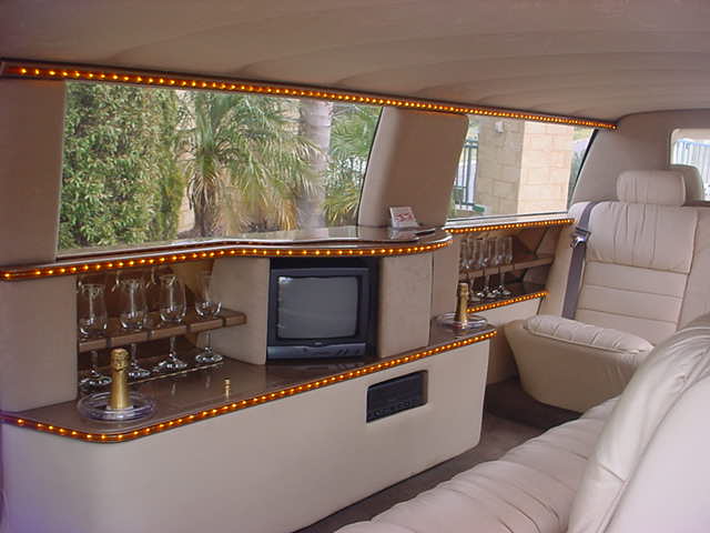 1971 FORD FALCON XY GT REPLICA STRETCH LIMO