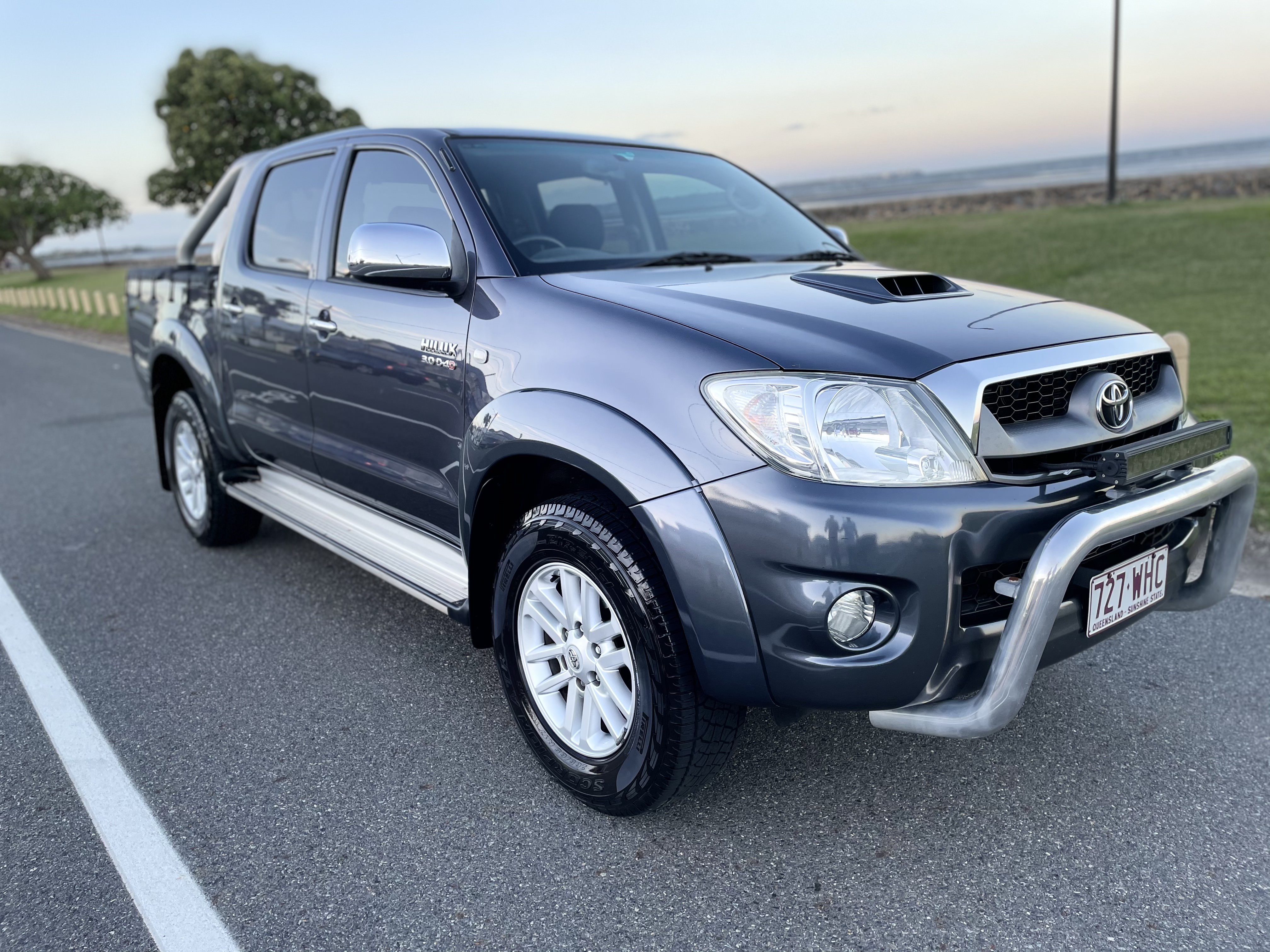 2010 TOYOTA HILUX KUN26R DUAL CAB UTILITY