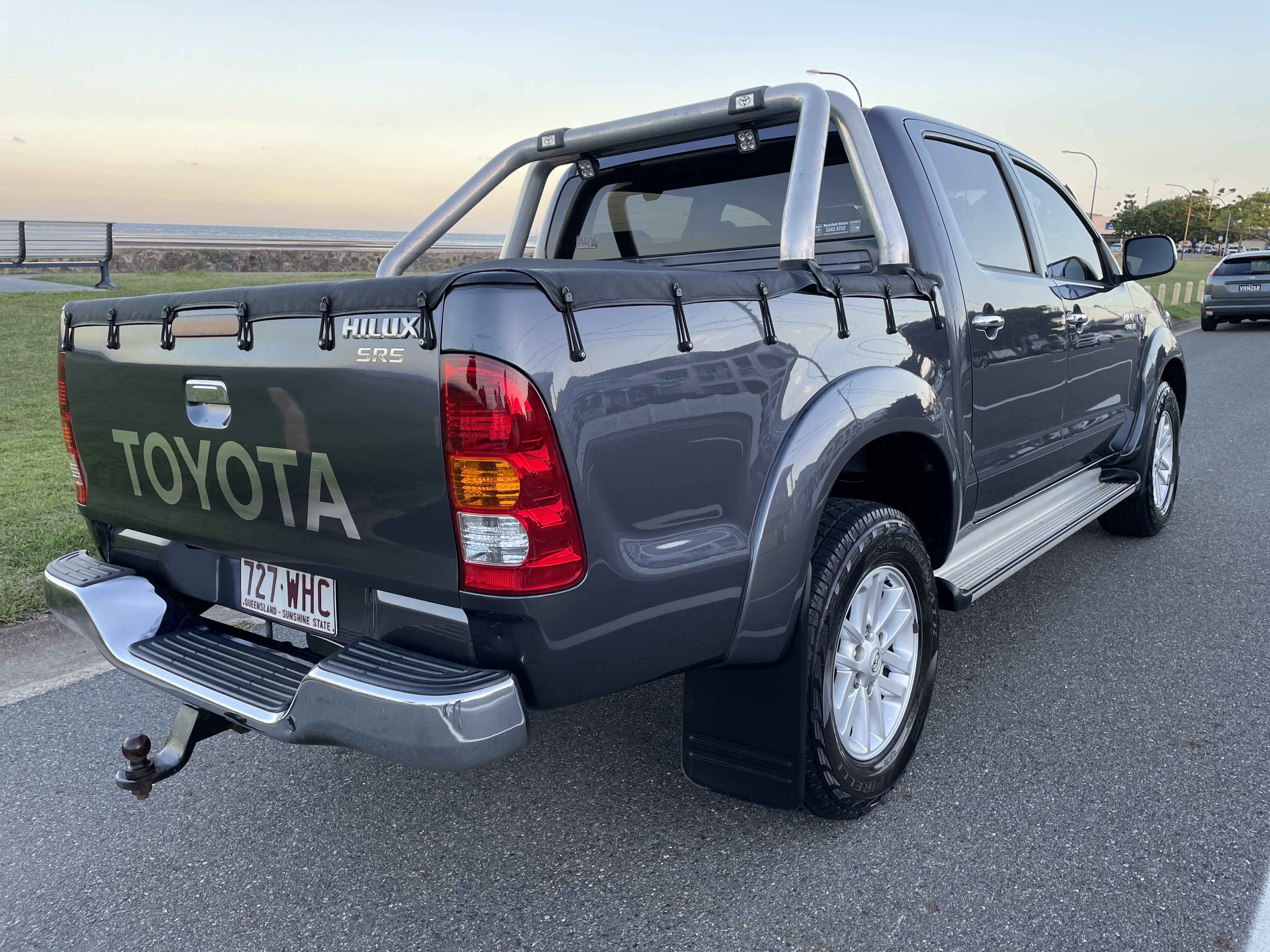 2010 TOYOTA HILUX KUN26R 09 UPGRADE SR5 (4x4) 4 SP AUTOMATIC DUAL CAB P/UP