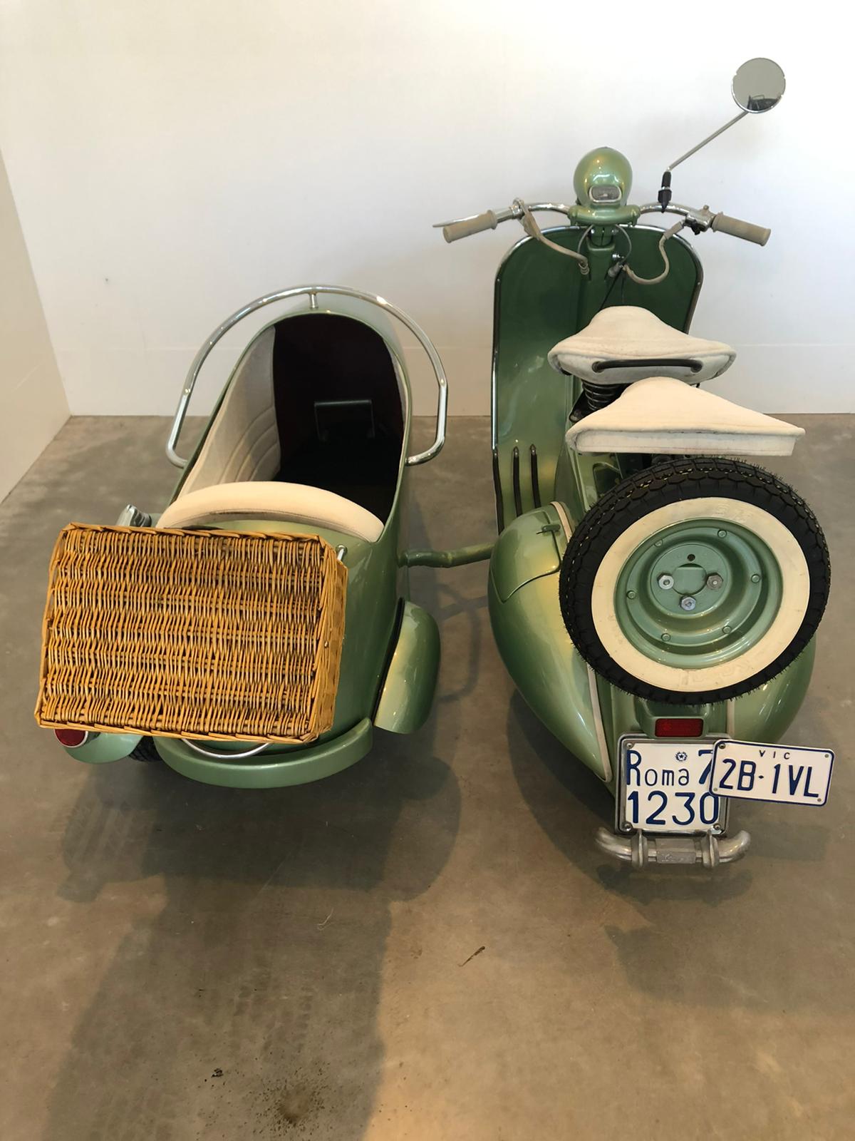1952 VESPA 125 VM1 SCOOTER