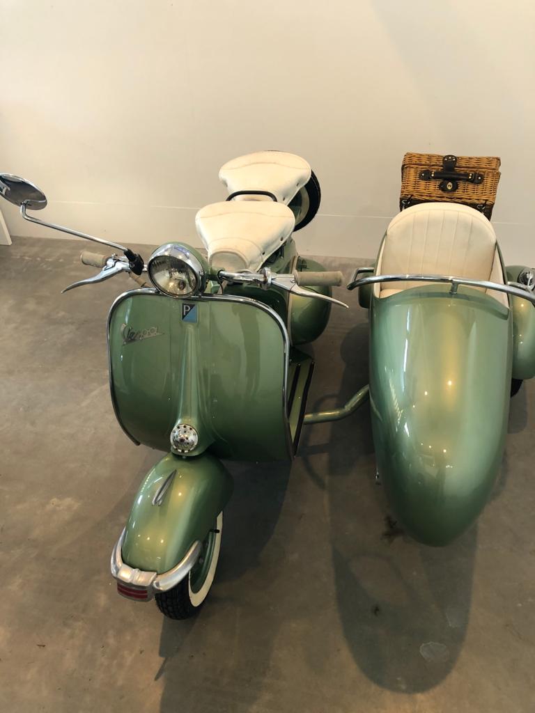 1952 VESPA 125 VM1 SCOOTER