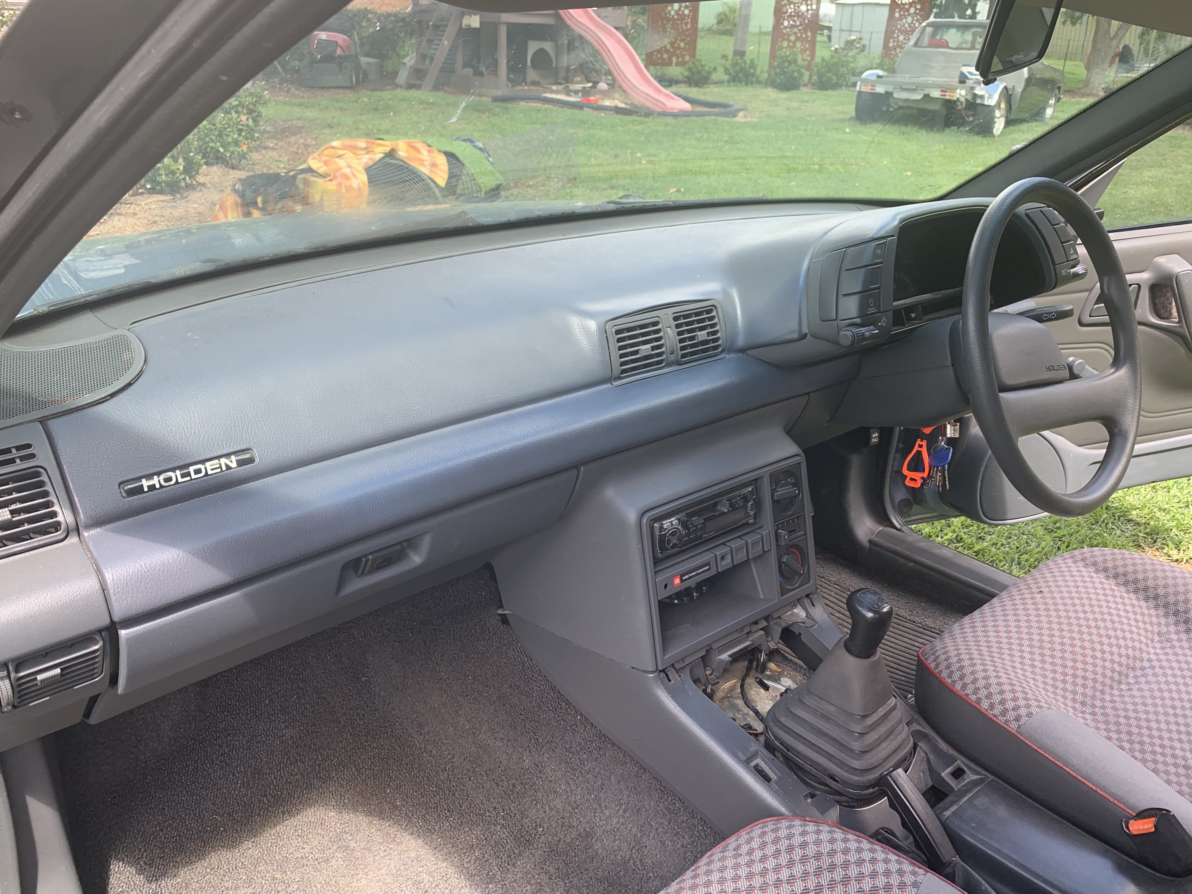 1990 HOLDEN 5.0l manual VG UTILITY