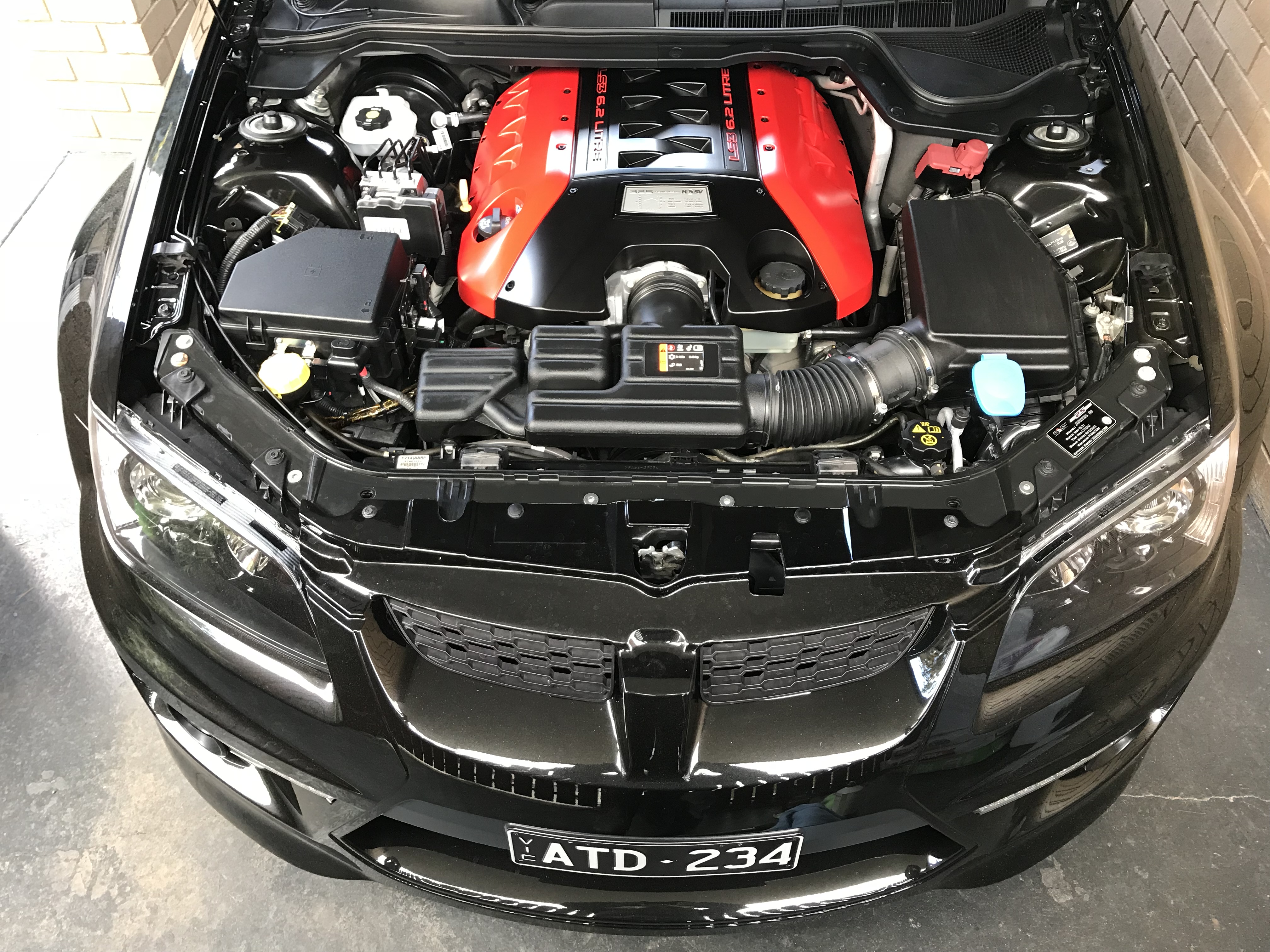 2012 HSV MALOO E3 MY12.5 R8 6 SP AUTOMATIC UTILITY
