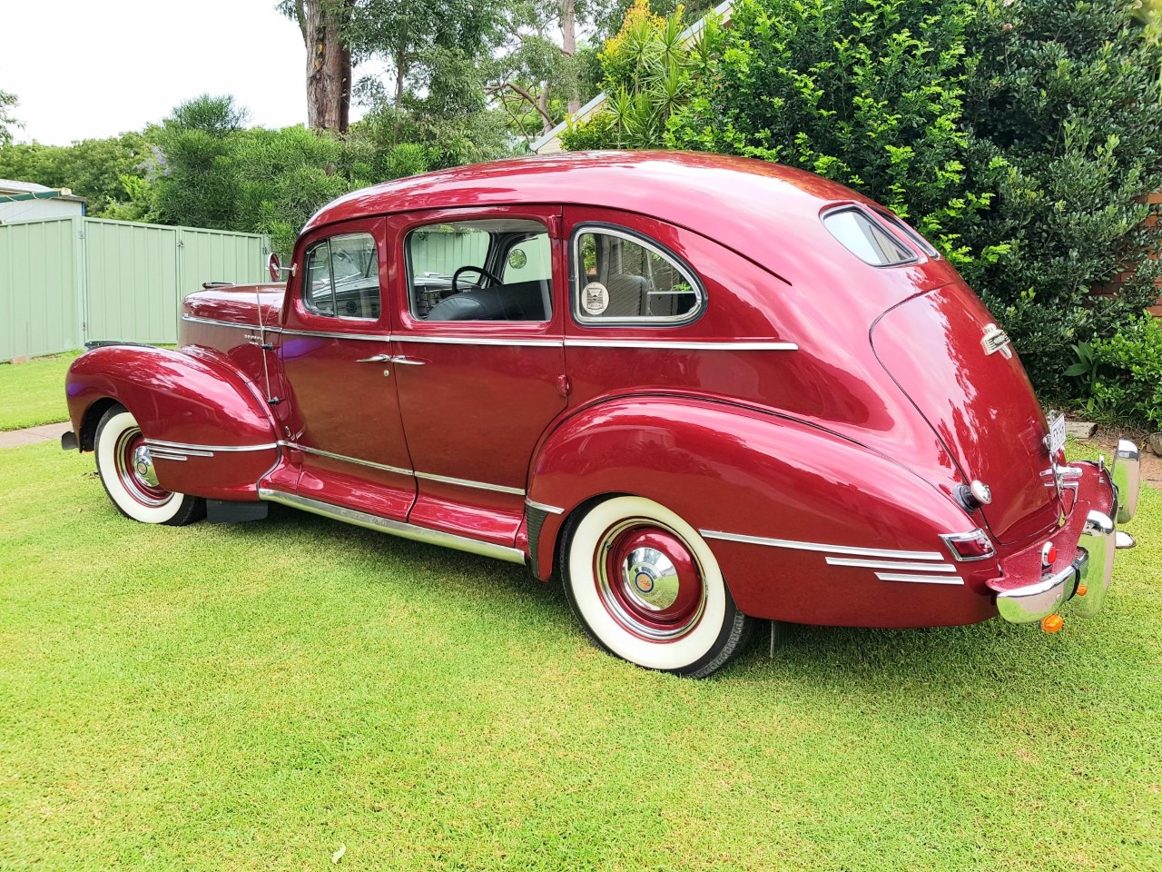 1946 HUDSON SUPER SIX SEDAN