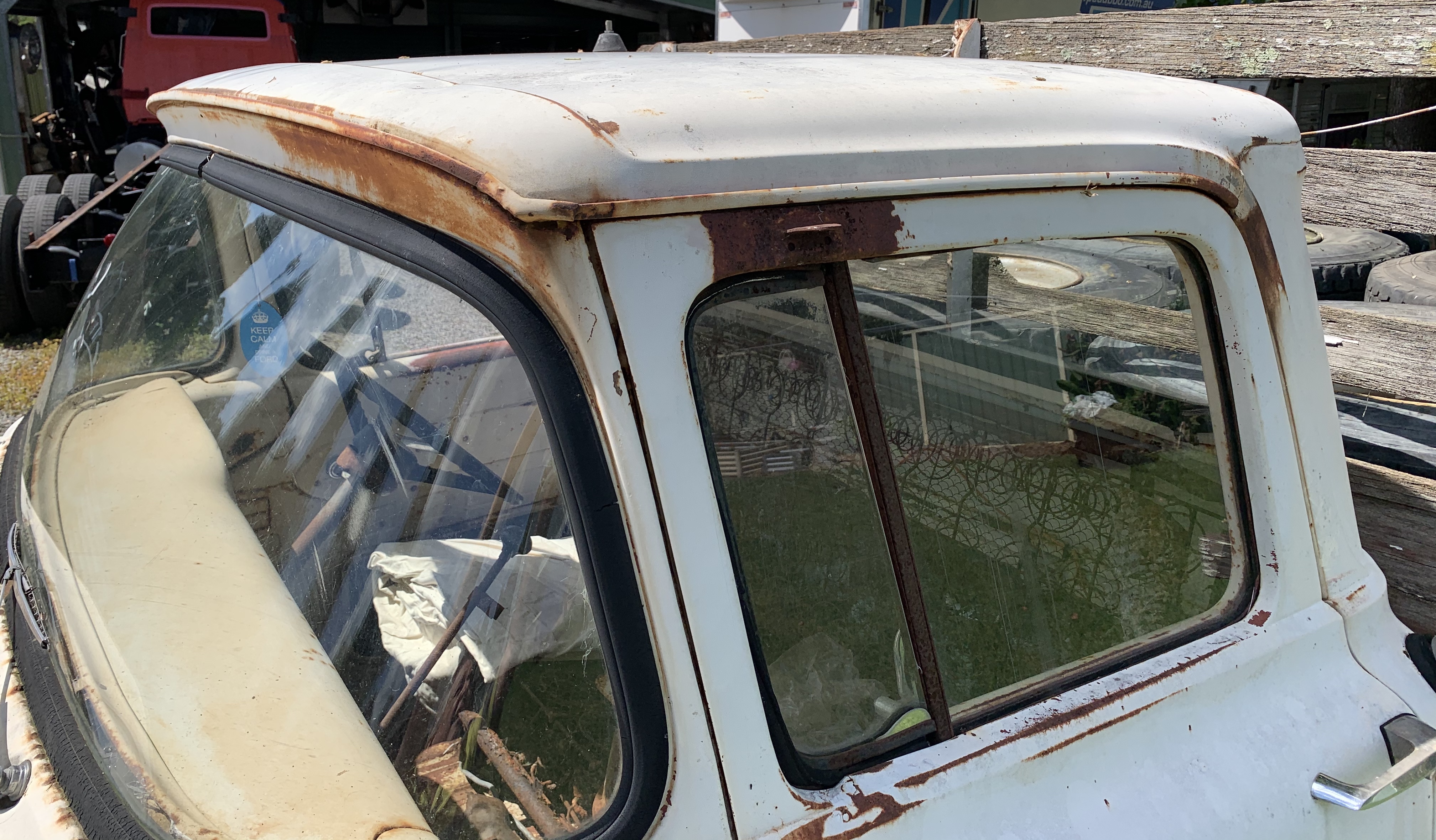 1960 FORD F600 TRAY