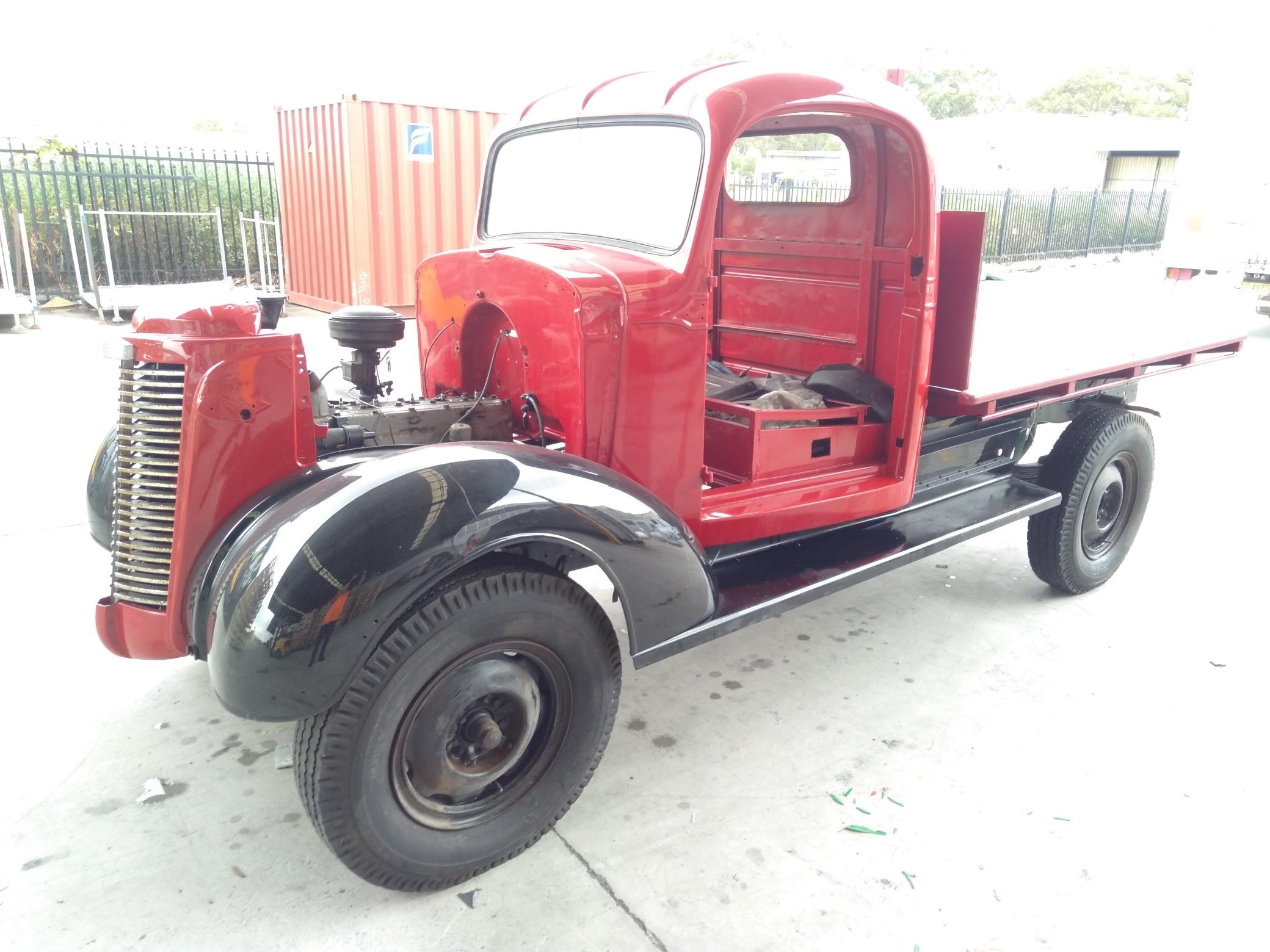 1937 OLDSMOBILE TRUCK