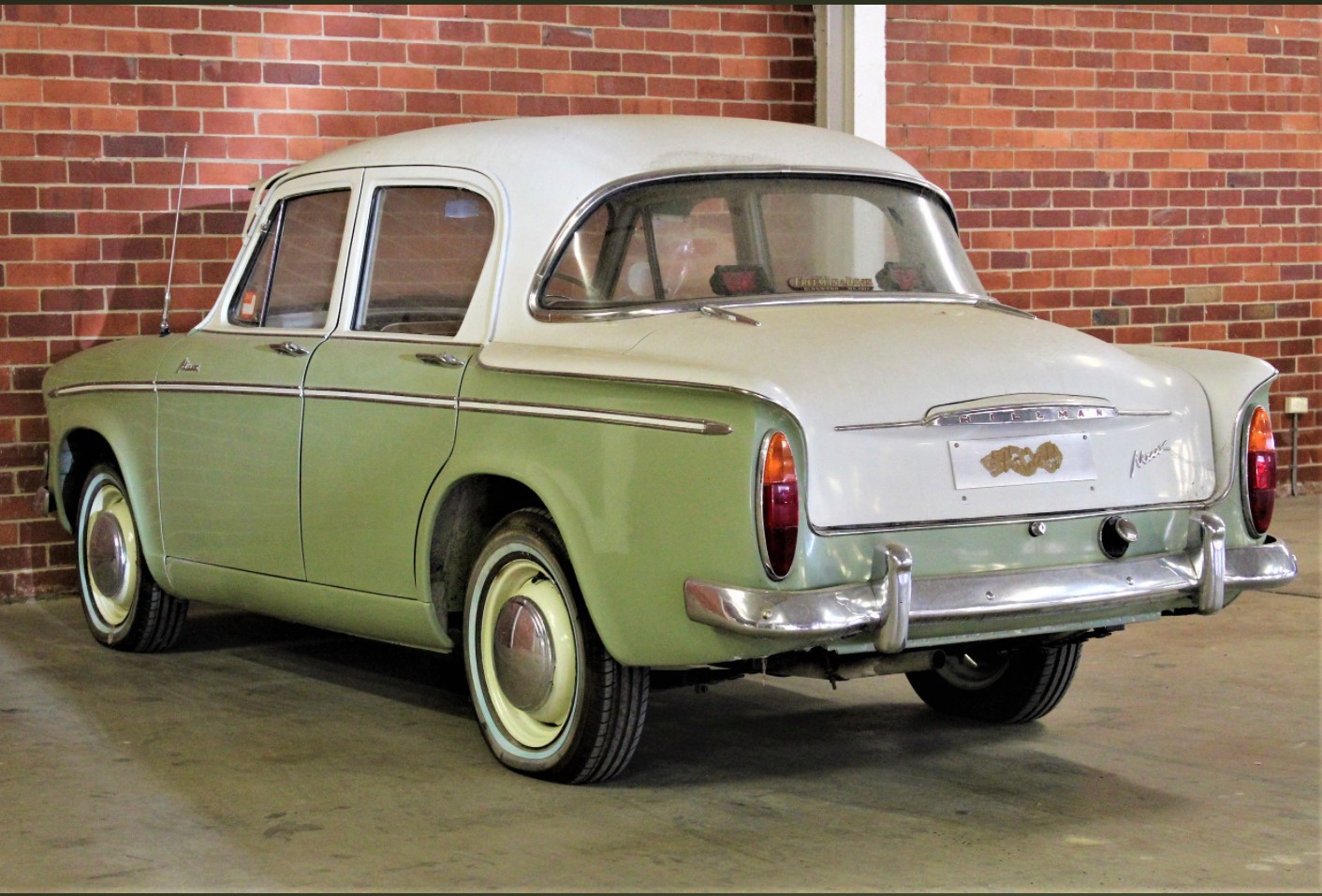 1960 HILLMAN MINX DELUXE IIIB 4D SEDAN 