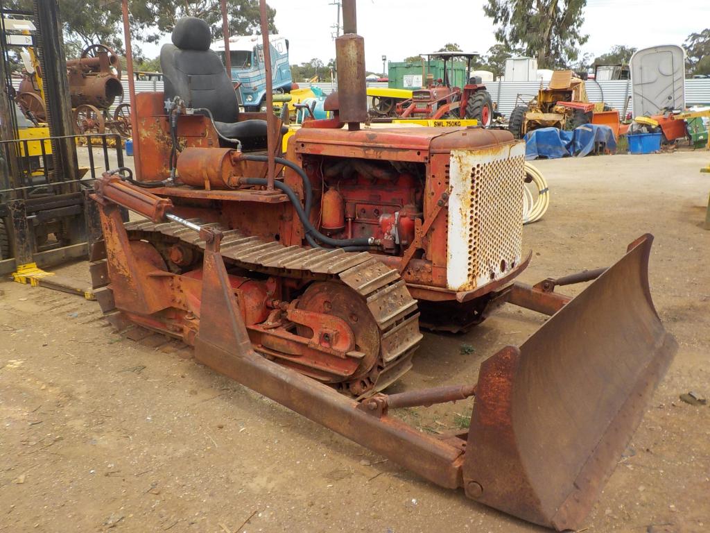 International BTD6 Bulldozer