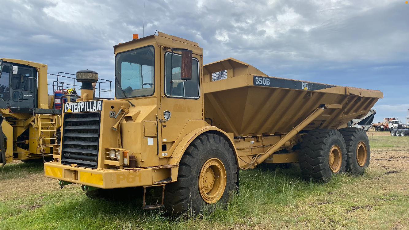 Caterpillar 350B Dump Truck